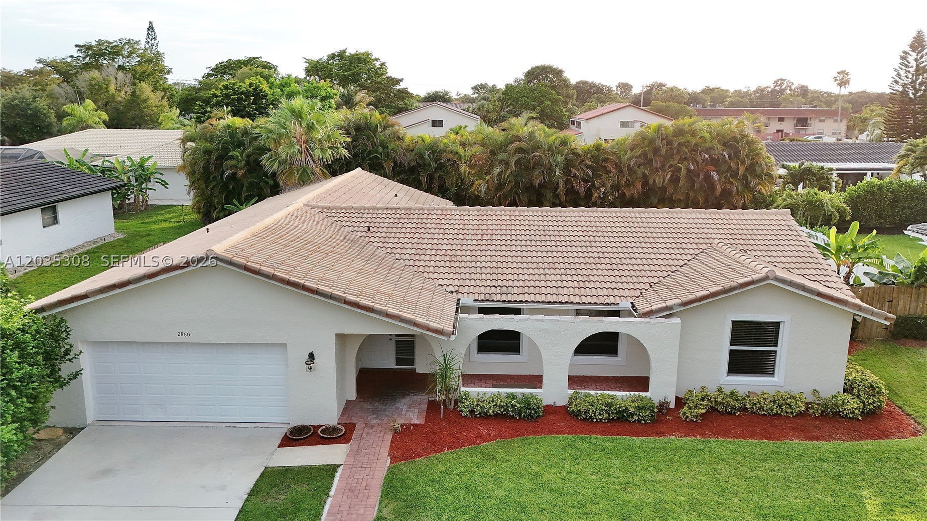 CORAL SPRINGS COUNTRY CLU - Residential