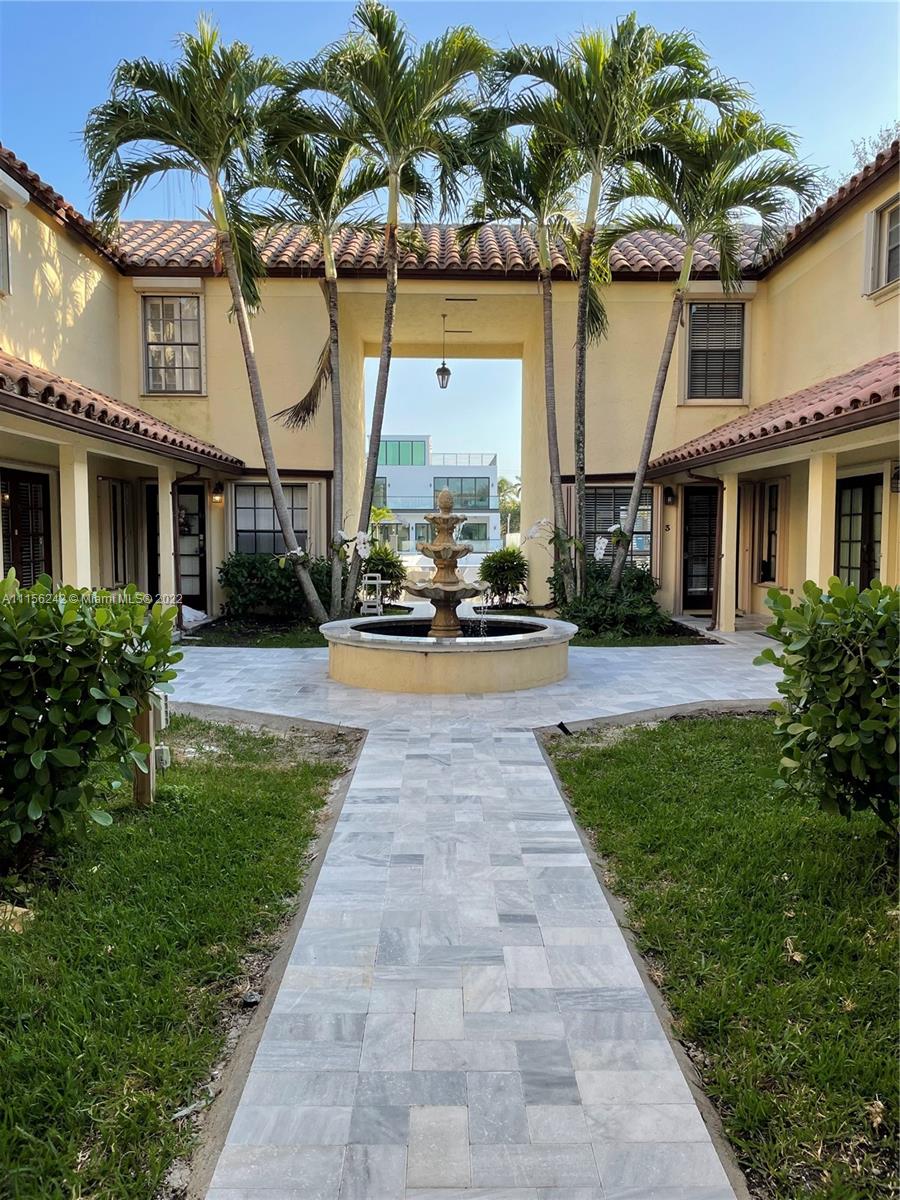 LA CASA DEL RIO VISTA CON - Residential
