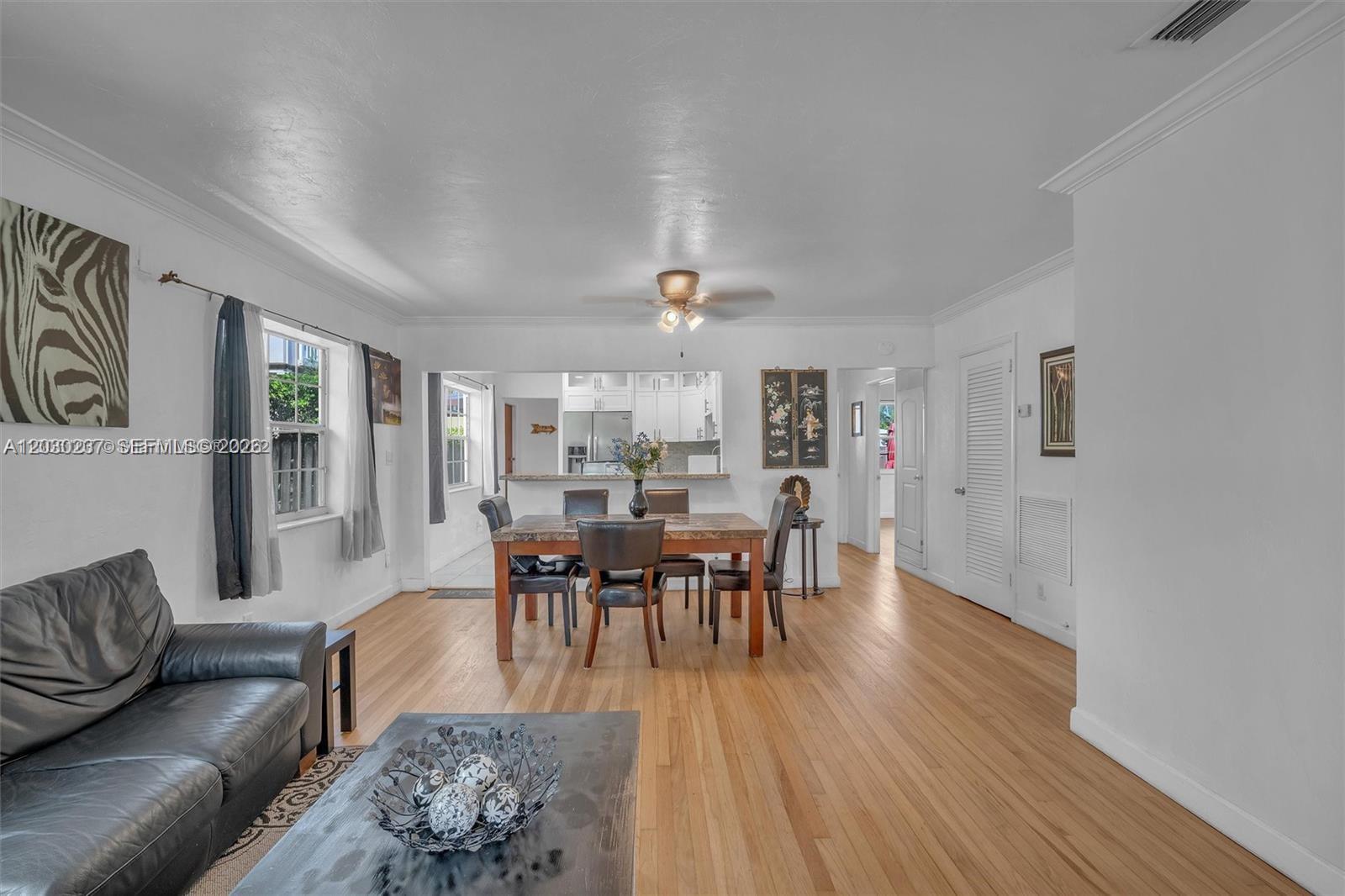 HOLLYWOOD - Residential Lease