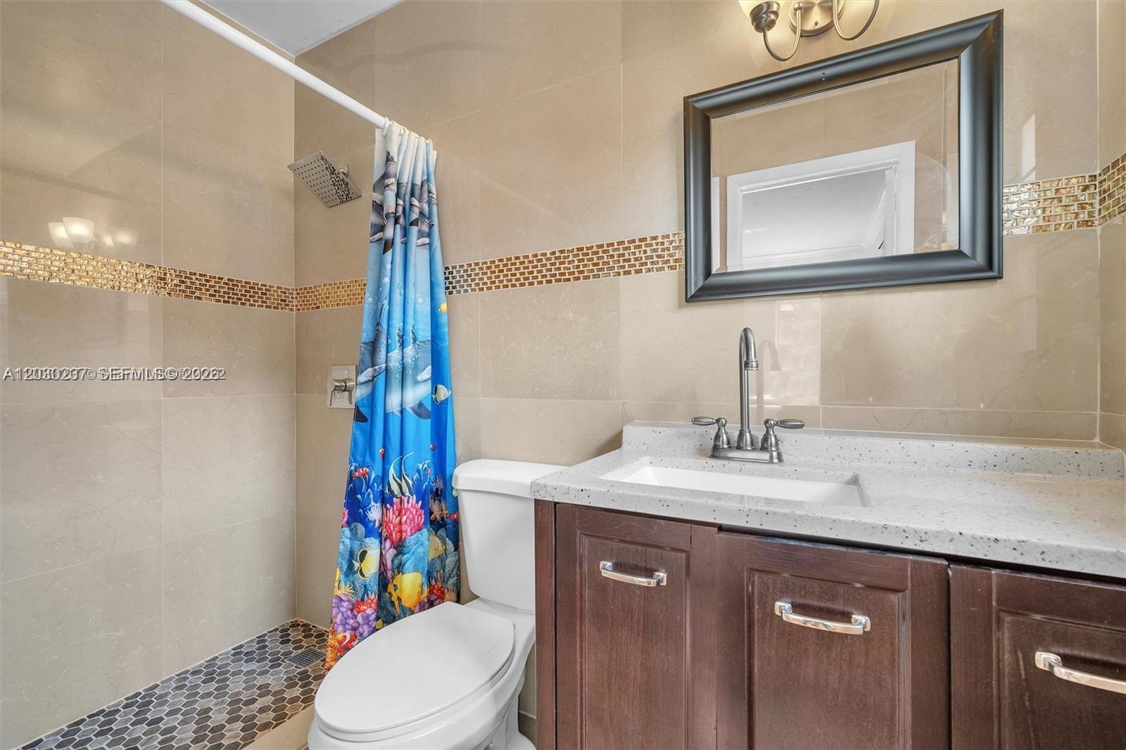 HOLLYWOOD - Residential Lease