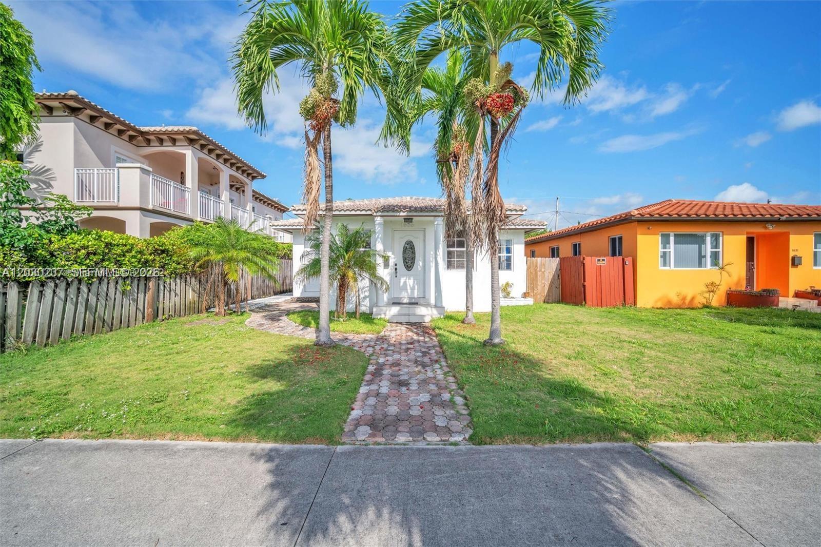 HOLLYWOOD - Residential Lease