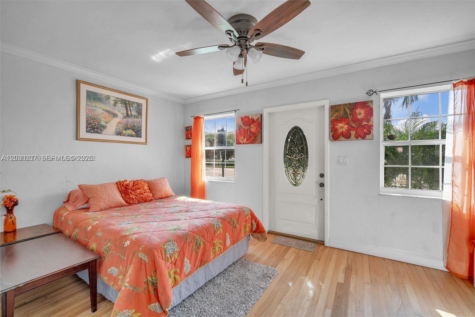 HOLLYWOOD - Residential Lease
