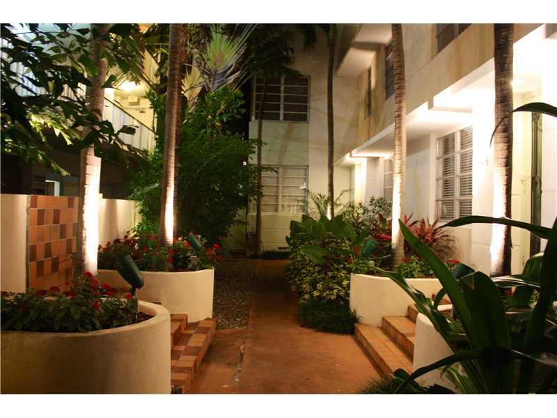 THE BELCREST CONDO - Residential Lease
