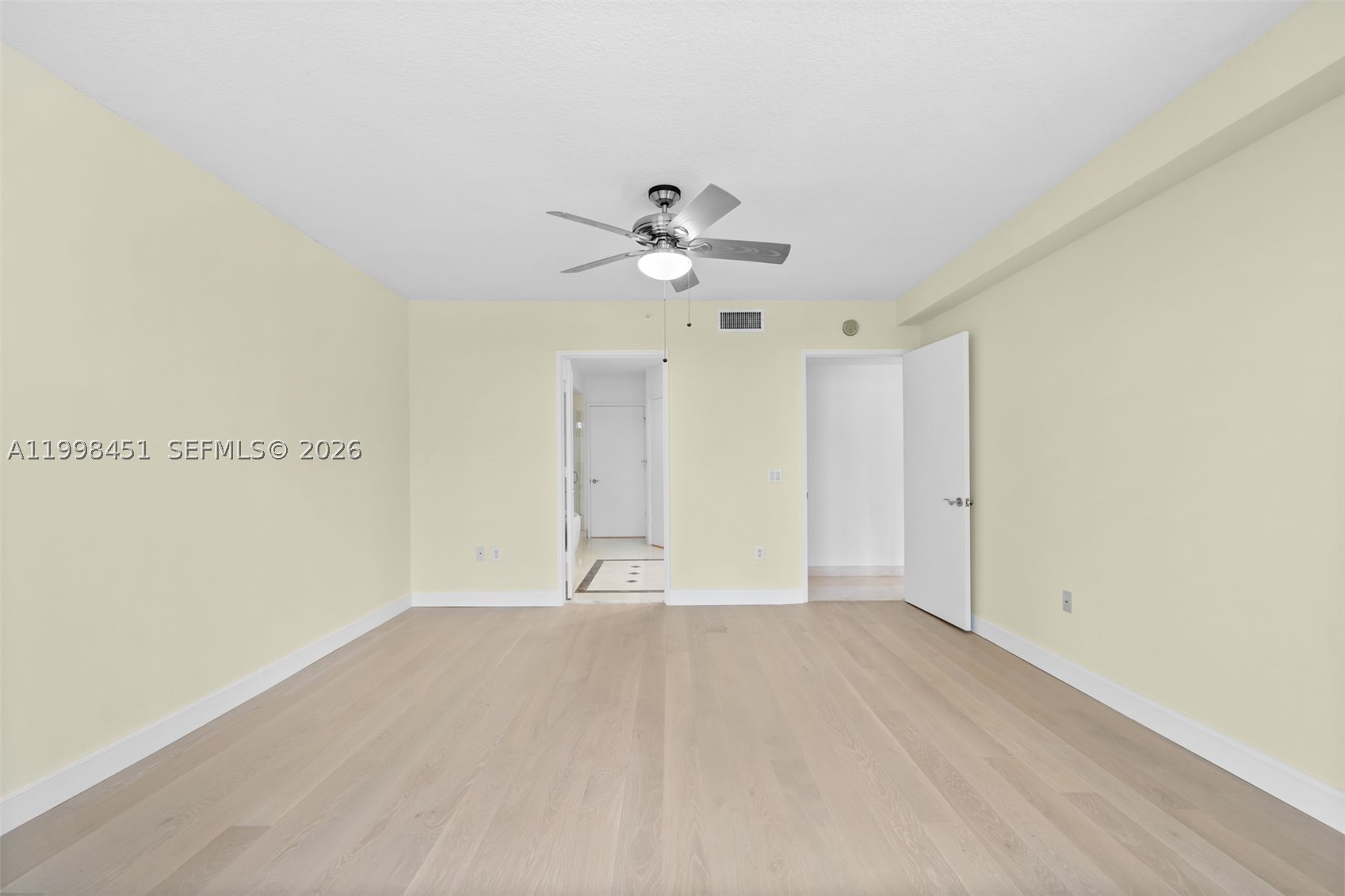 THE PINNACLE CONDO - Residential
