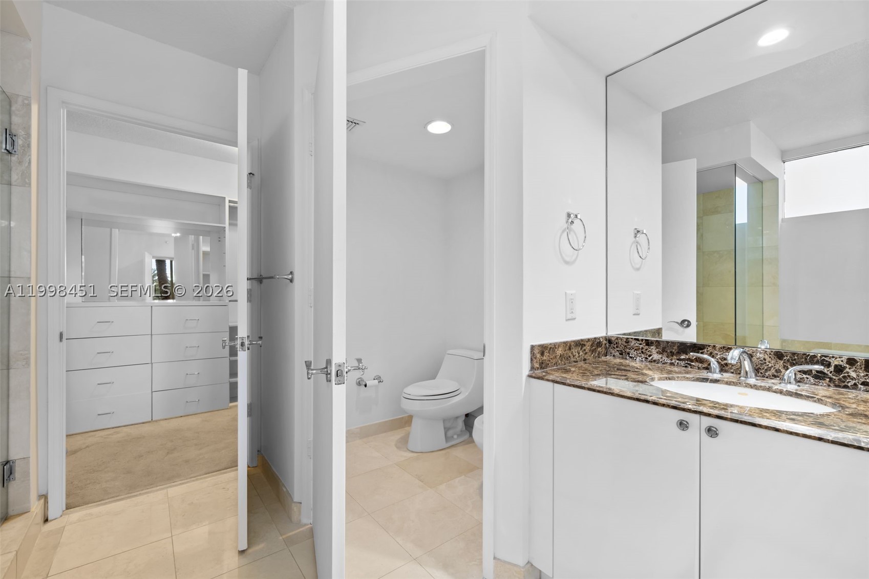 THE PINNACLE CONDO - Residential