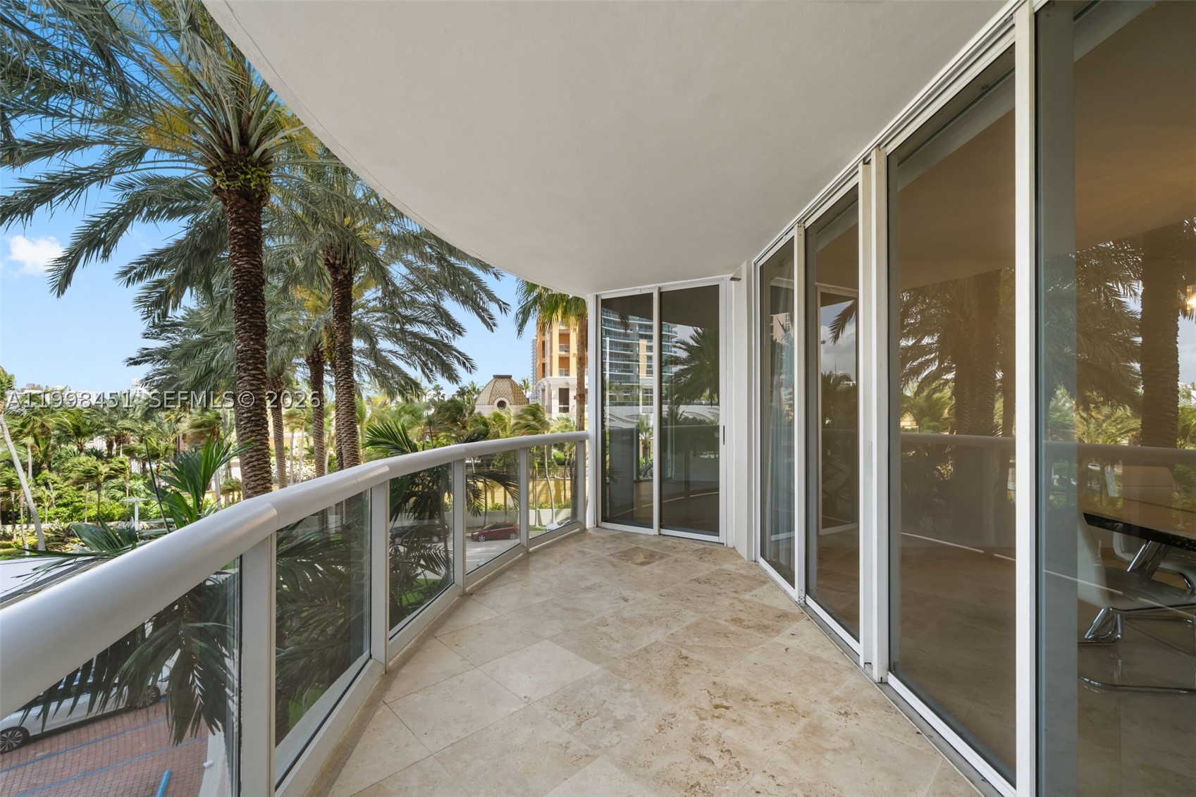 THE PINNACLE CONDO - Residential