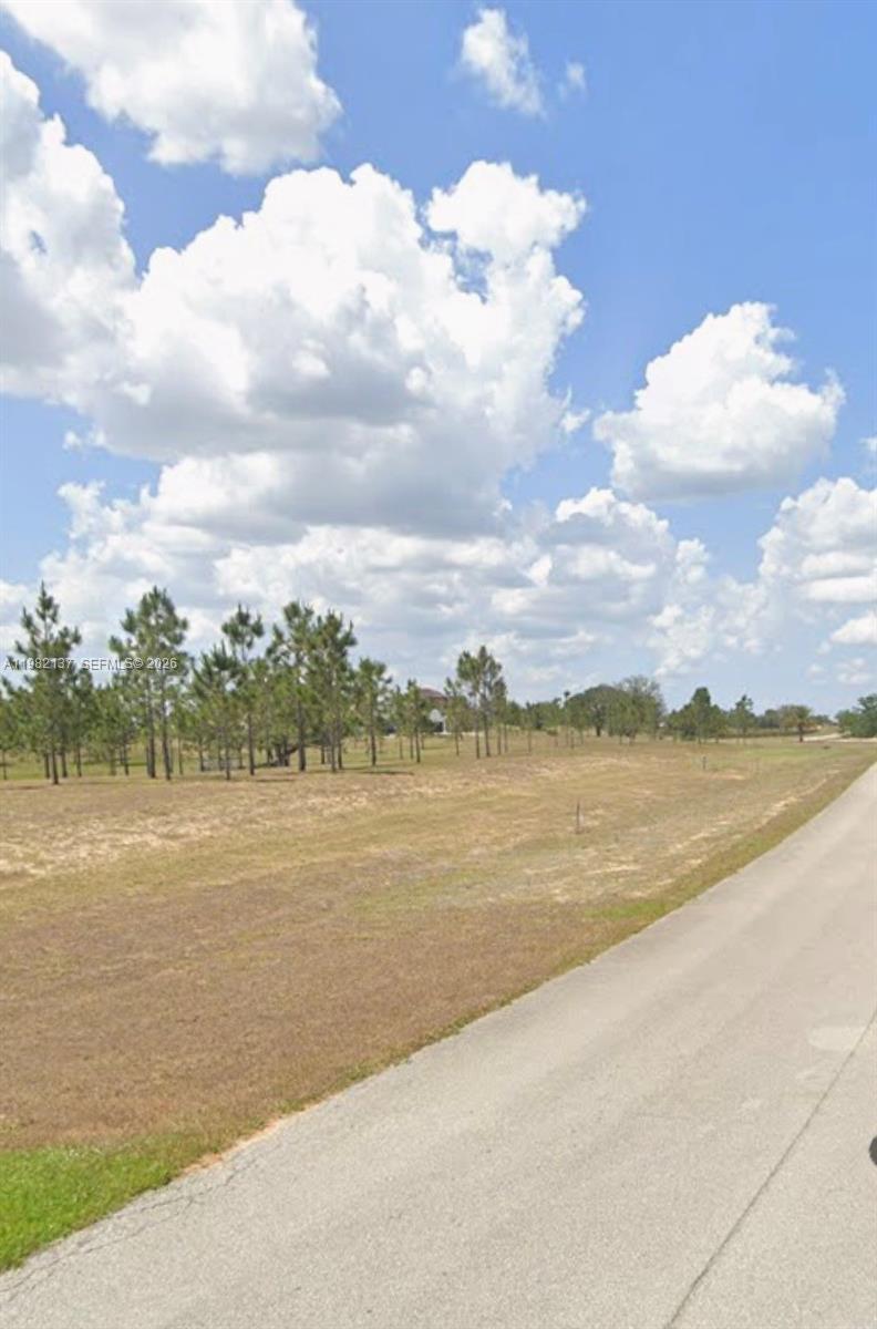 MOON RANCH ESTATES - Land