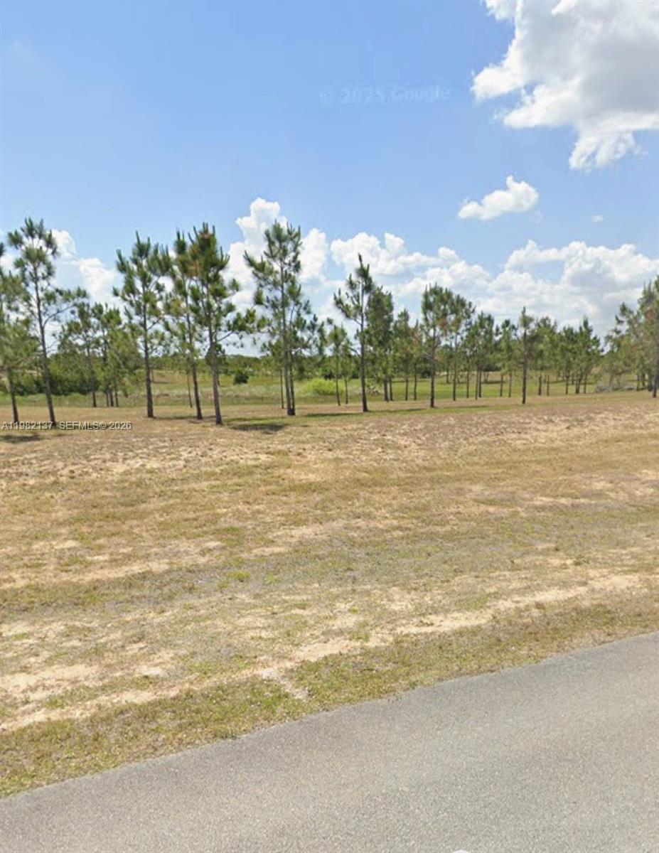 MOON RANCH ESTATES - Land