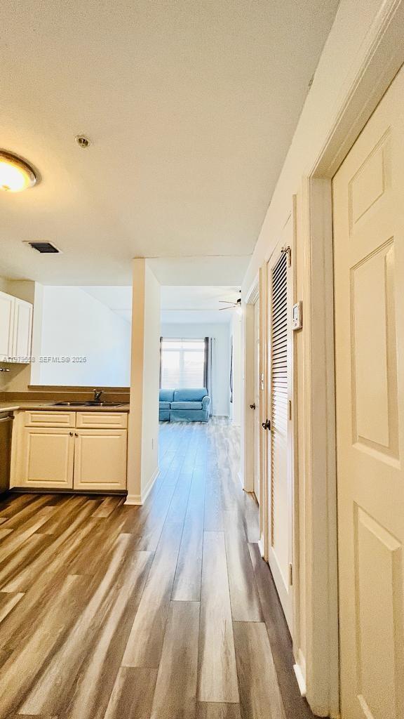 VILLAGE AT ABACOA CONDO - Residential Lease