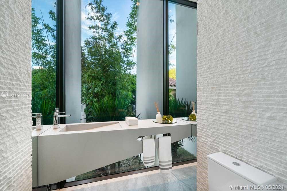 GOLDEN ISLES ESTATES 94-94 - Residential