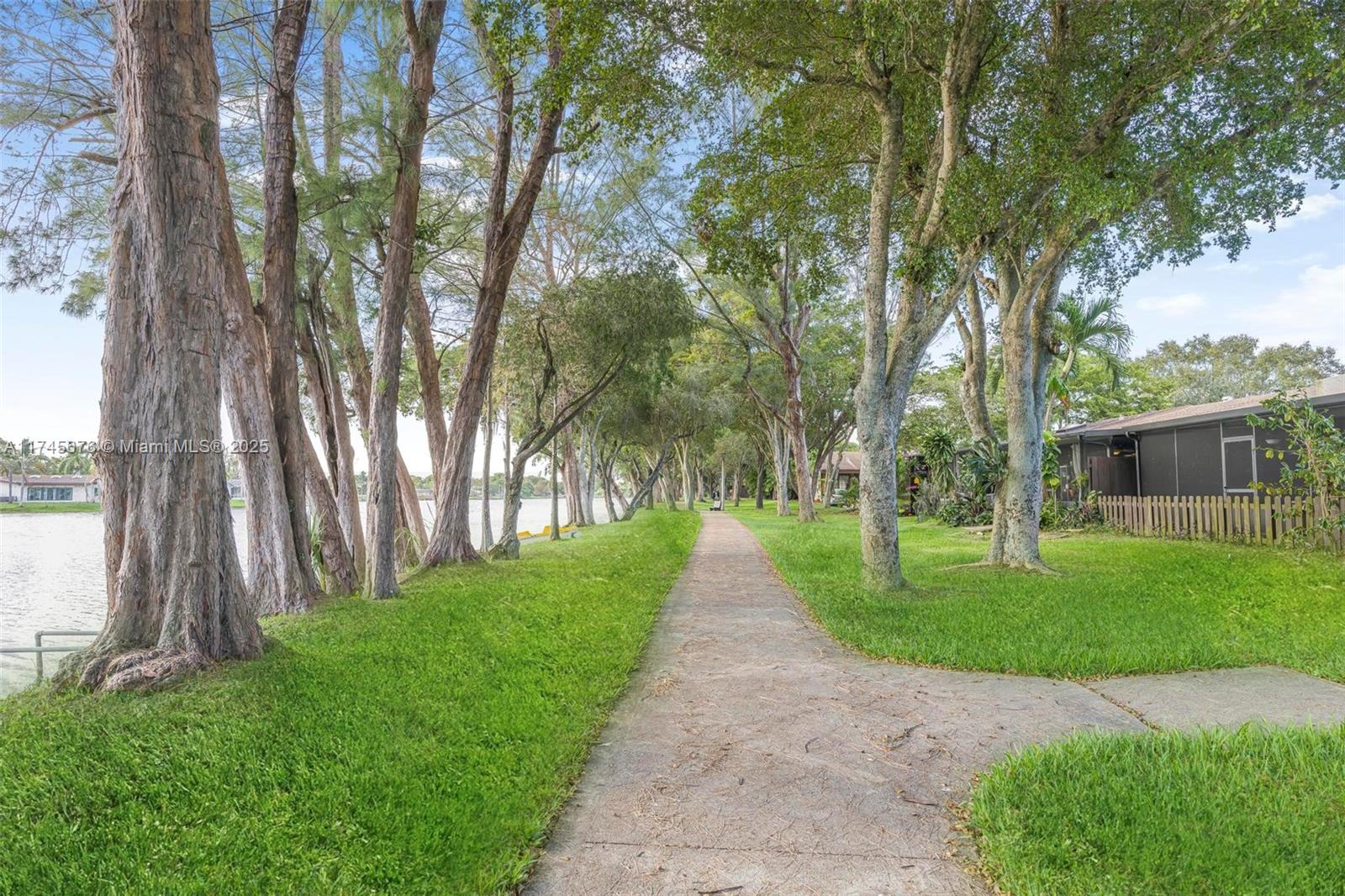 EVERGLADES SUGAR & LAND C - Residential