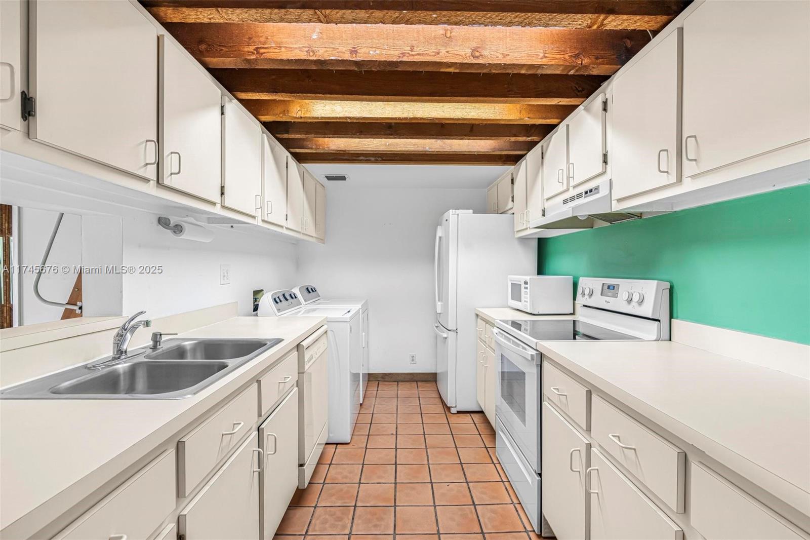 EVERGLADES SUGAR & LAND C - Residential