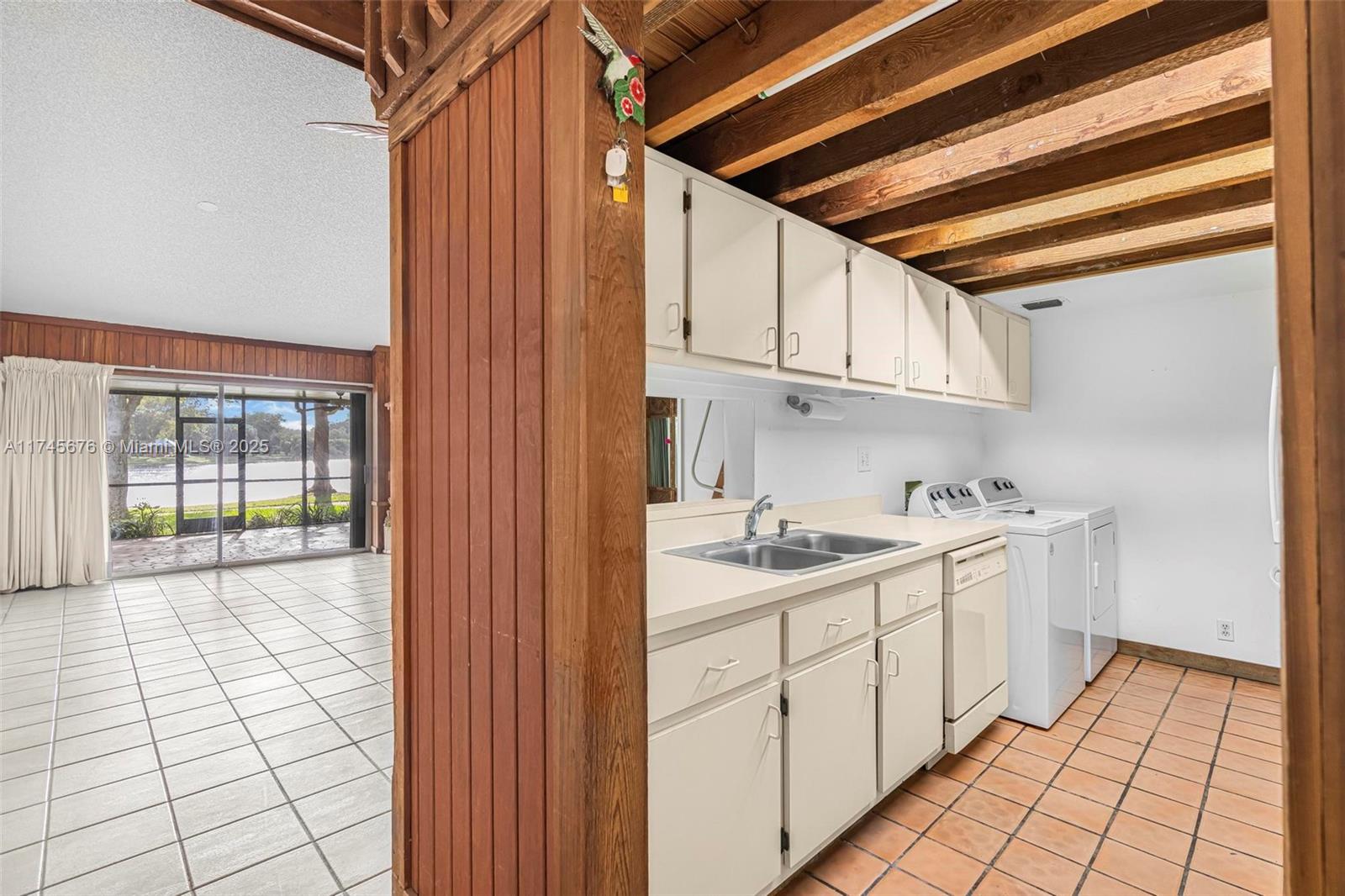 EVERGLADES SUGAR & LAND C - Residential