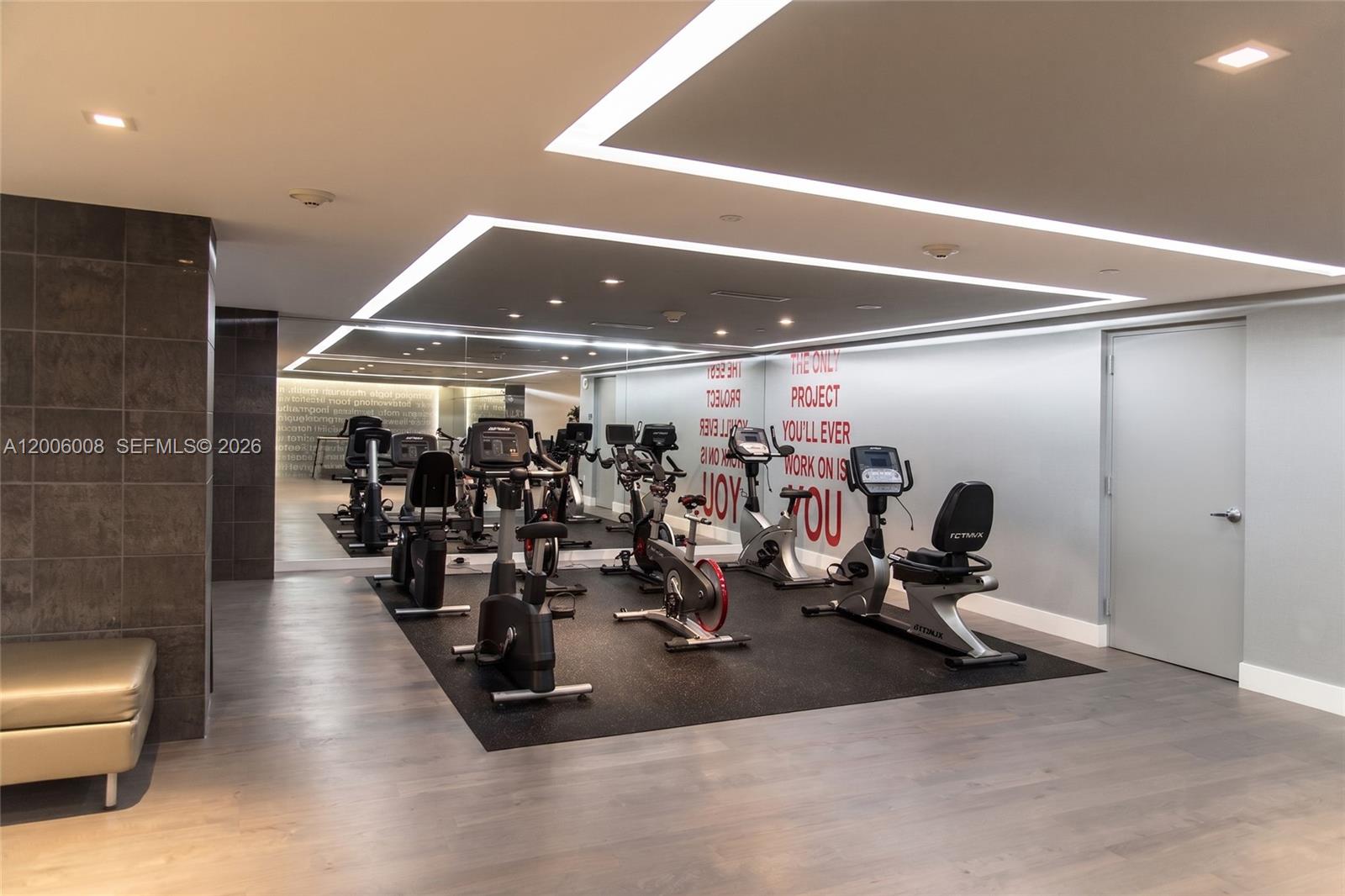 CARBONELL CONDO - Residential