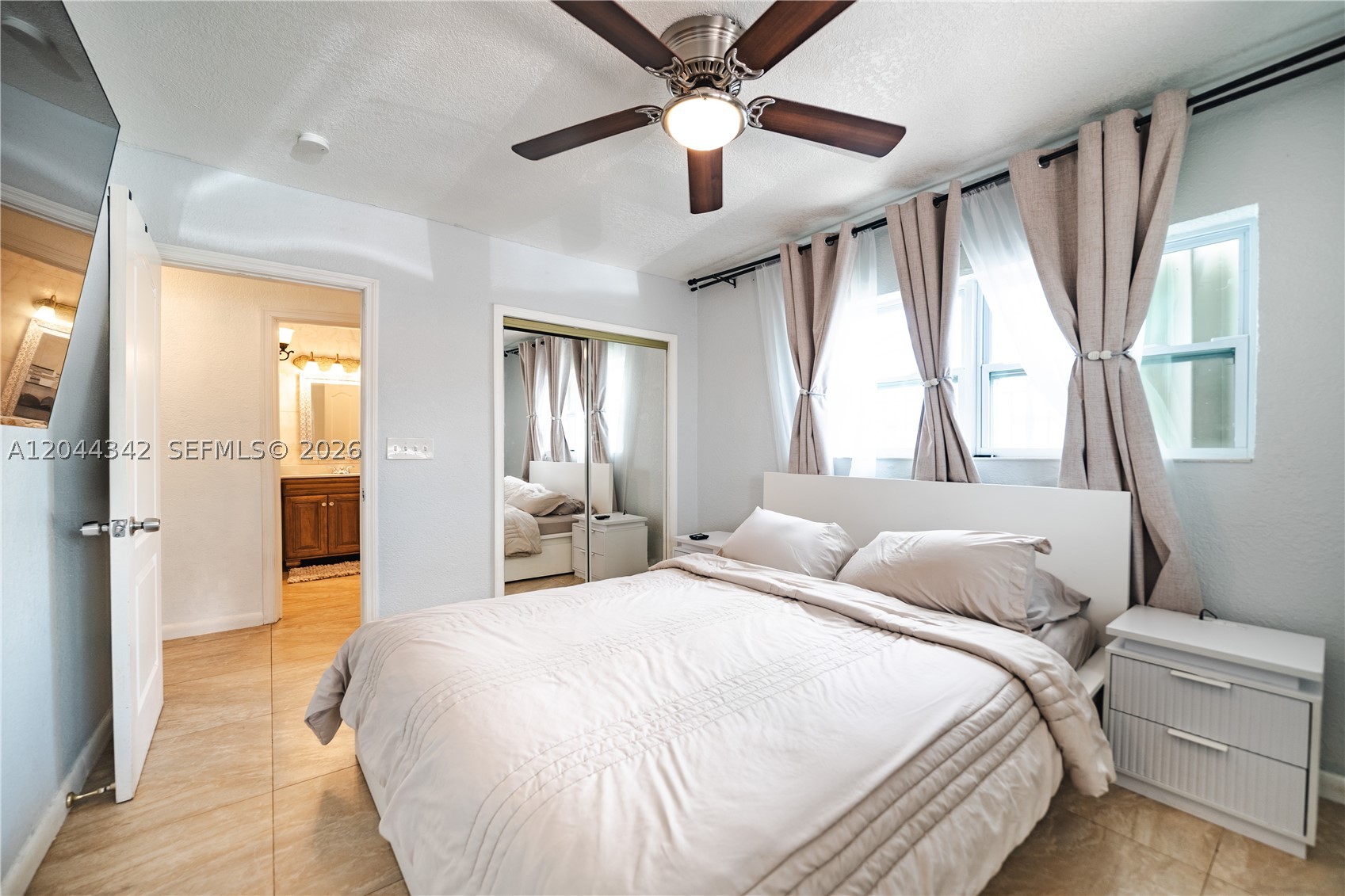 HERITAGE HOMES - Residential