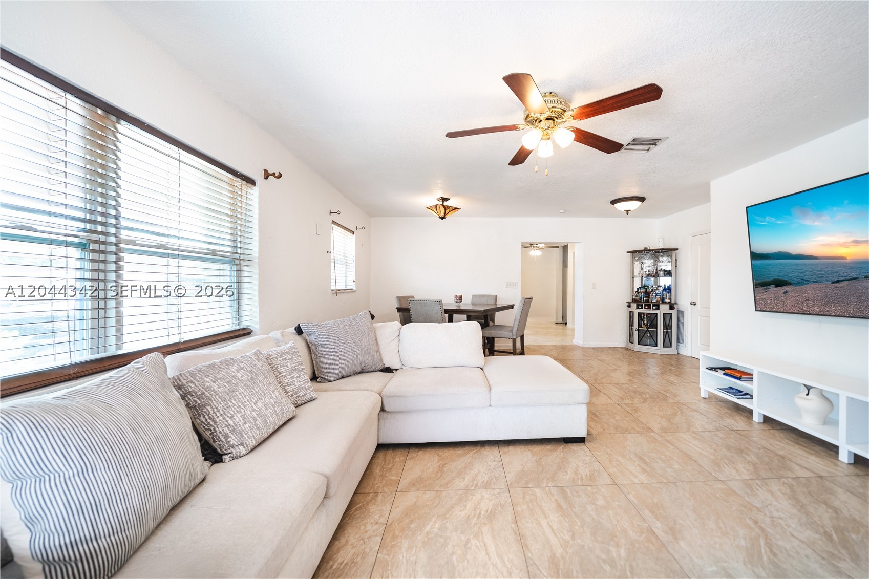 HERITAGE HOMES - Residential