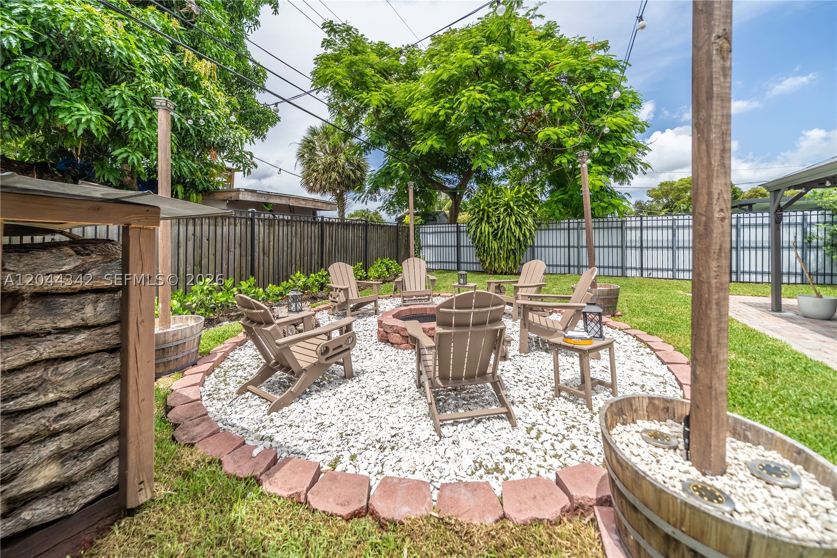 HERITAGE HOMES - Residential