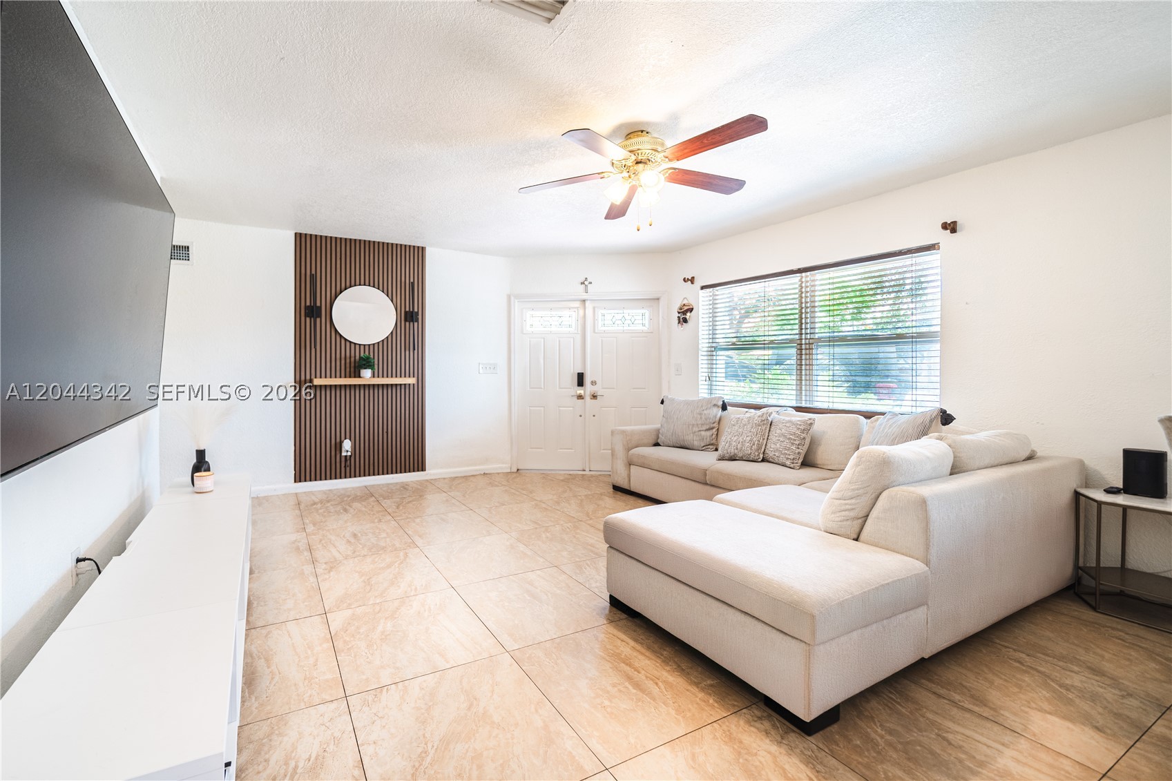 HERITAGE HOMES - Residential