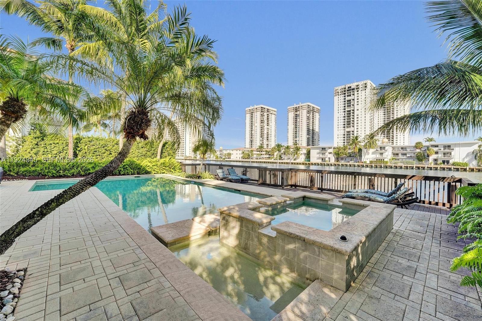 THREE ISLANDS 3RD SECTION - Residential