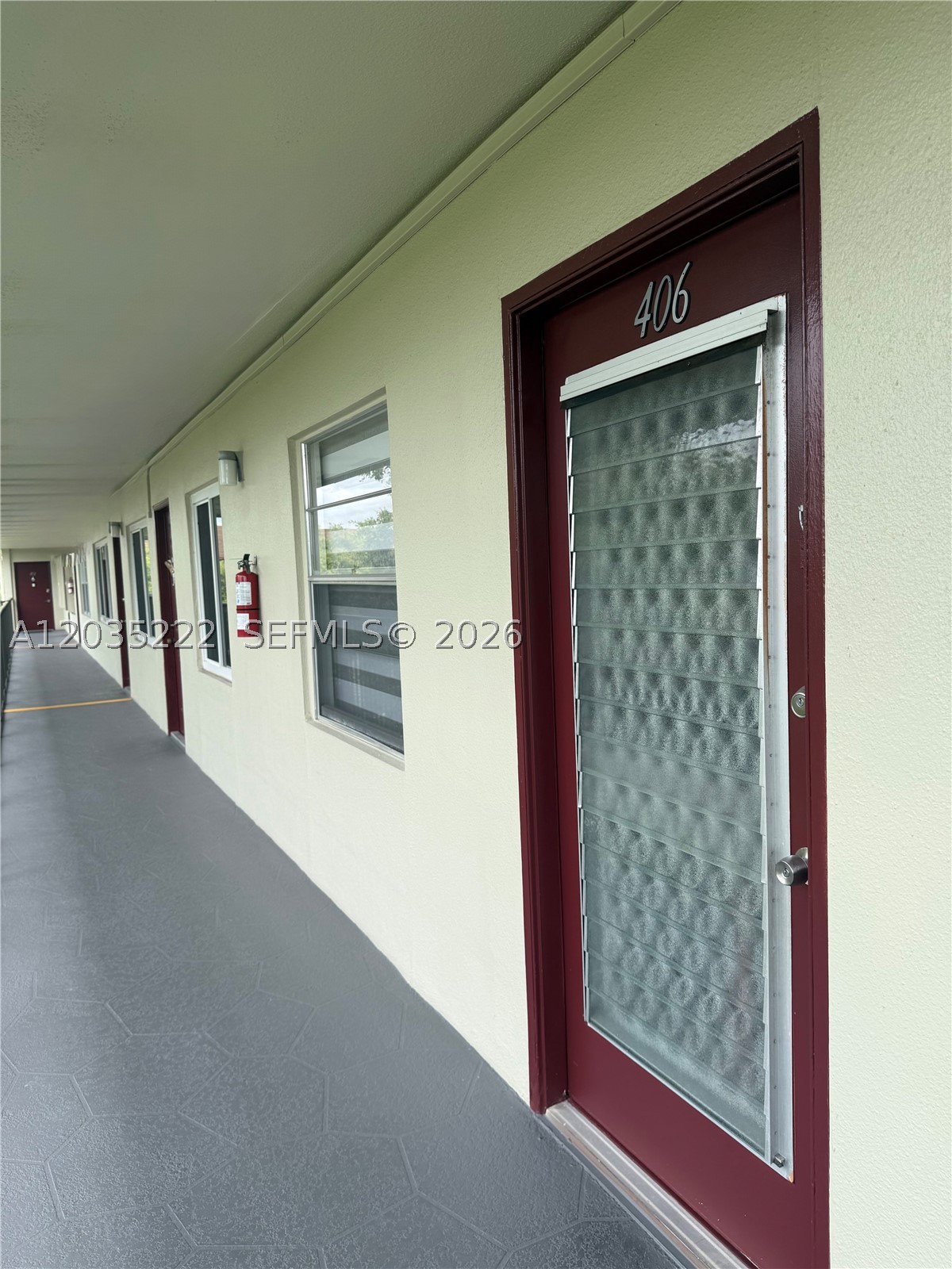 KINGSLEY AT CENTURY VILLA - Residential Lease