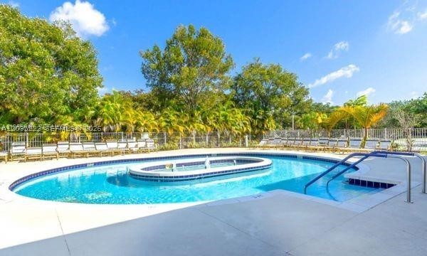 KINGSLEY AT CENTURY VILLA - Residential Lease