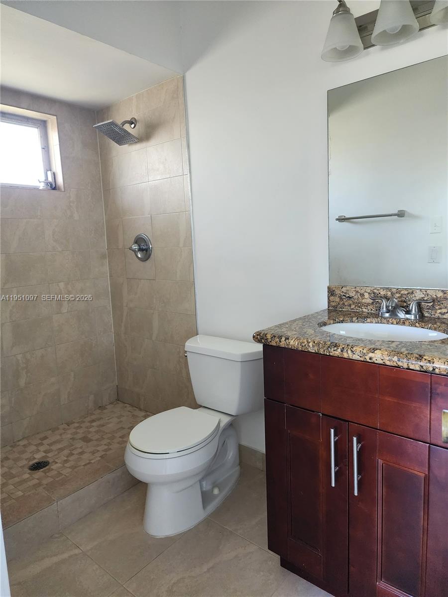 ARROWHEAD CONDO NO II - Residential