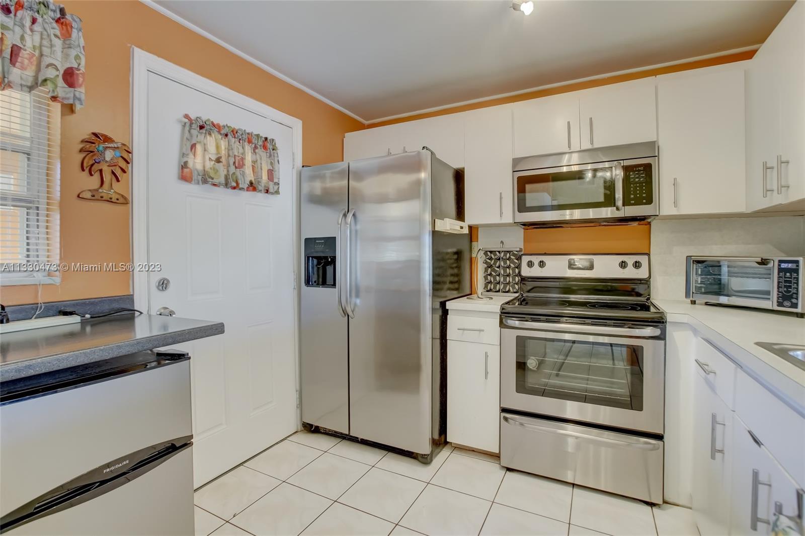 EDEN ISLES CONDO PART 3 - Residential