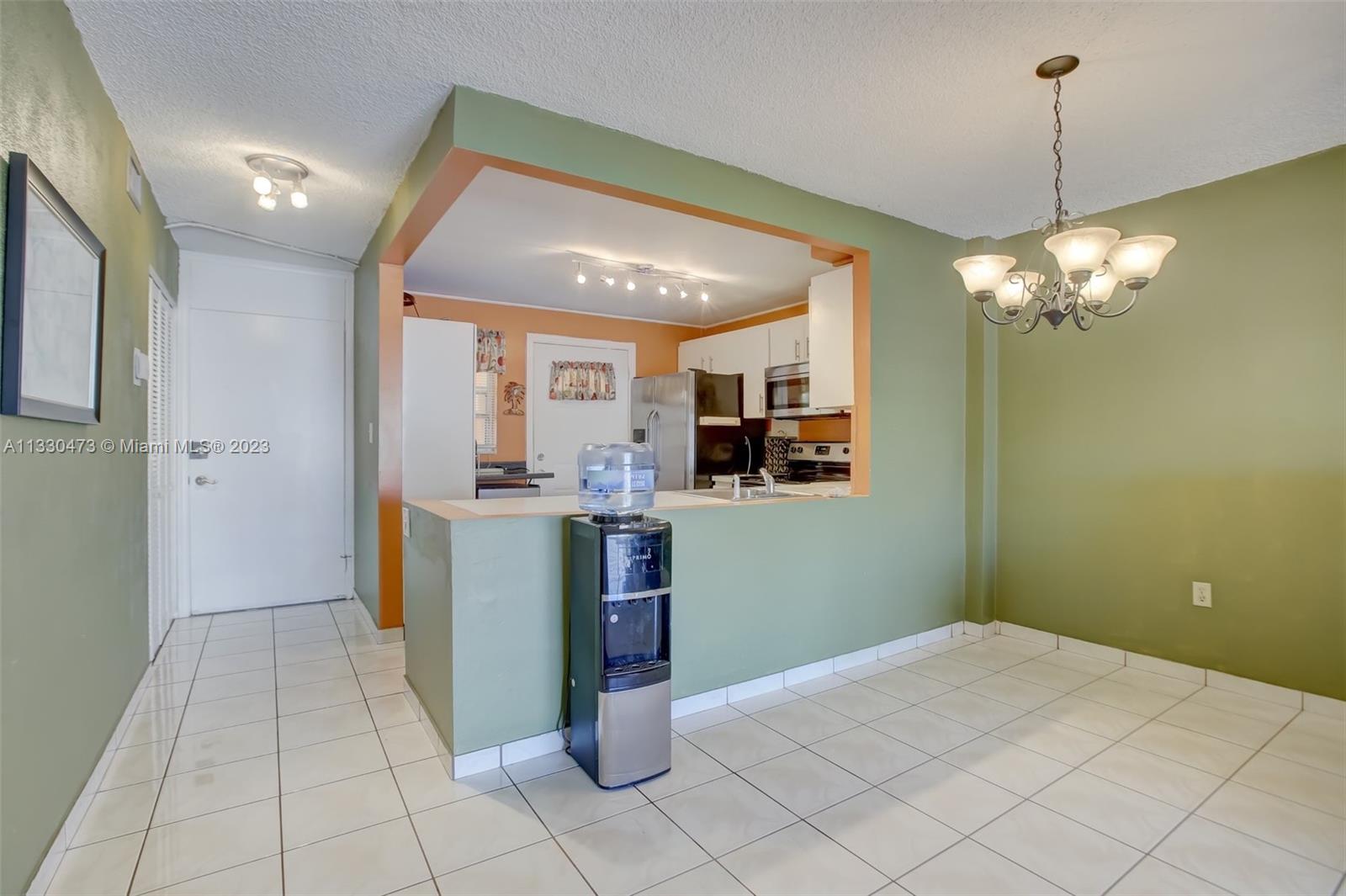 EDEN ISLES CONDO PART 3 - Residential