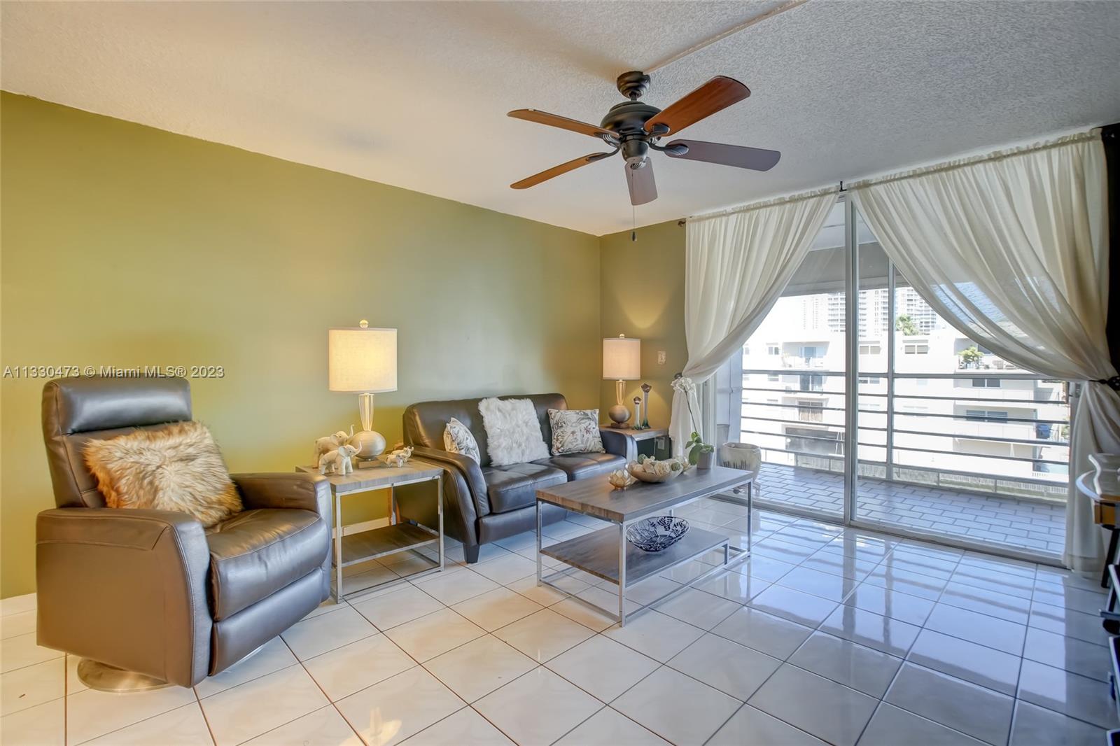 EDEN ISLES CONDO PART 3 - Residential