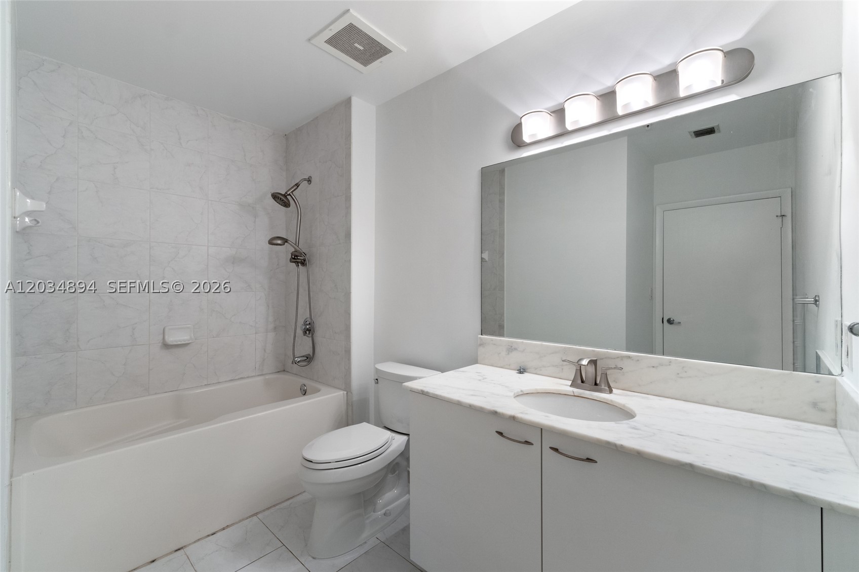 THE LOFT DOWNTOWN II COND - Residential