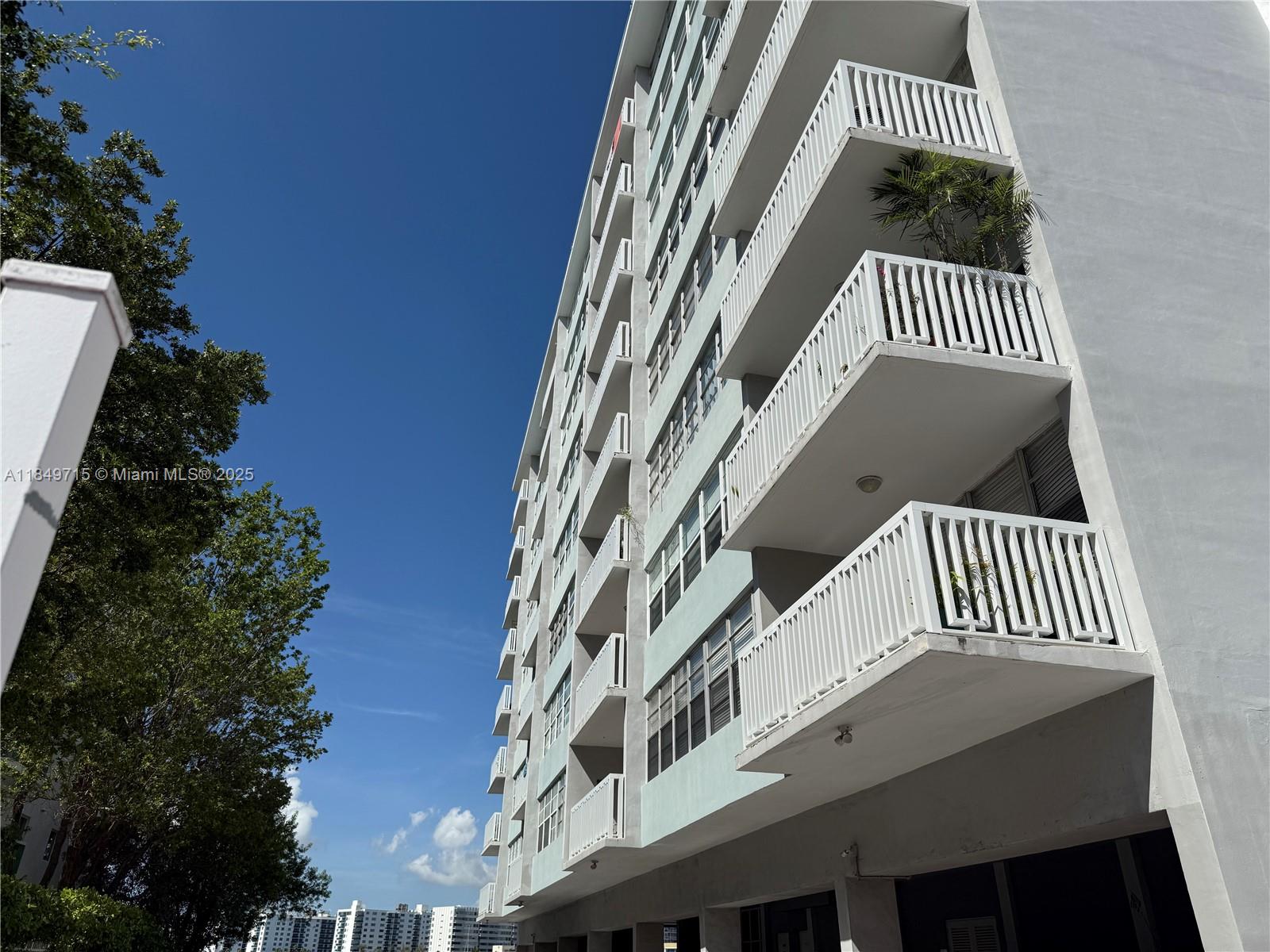 VILLA BAY VISTA CONDO - Residential