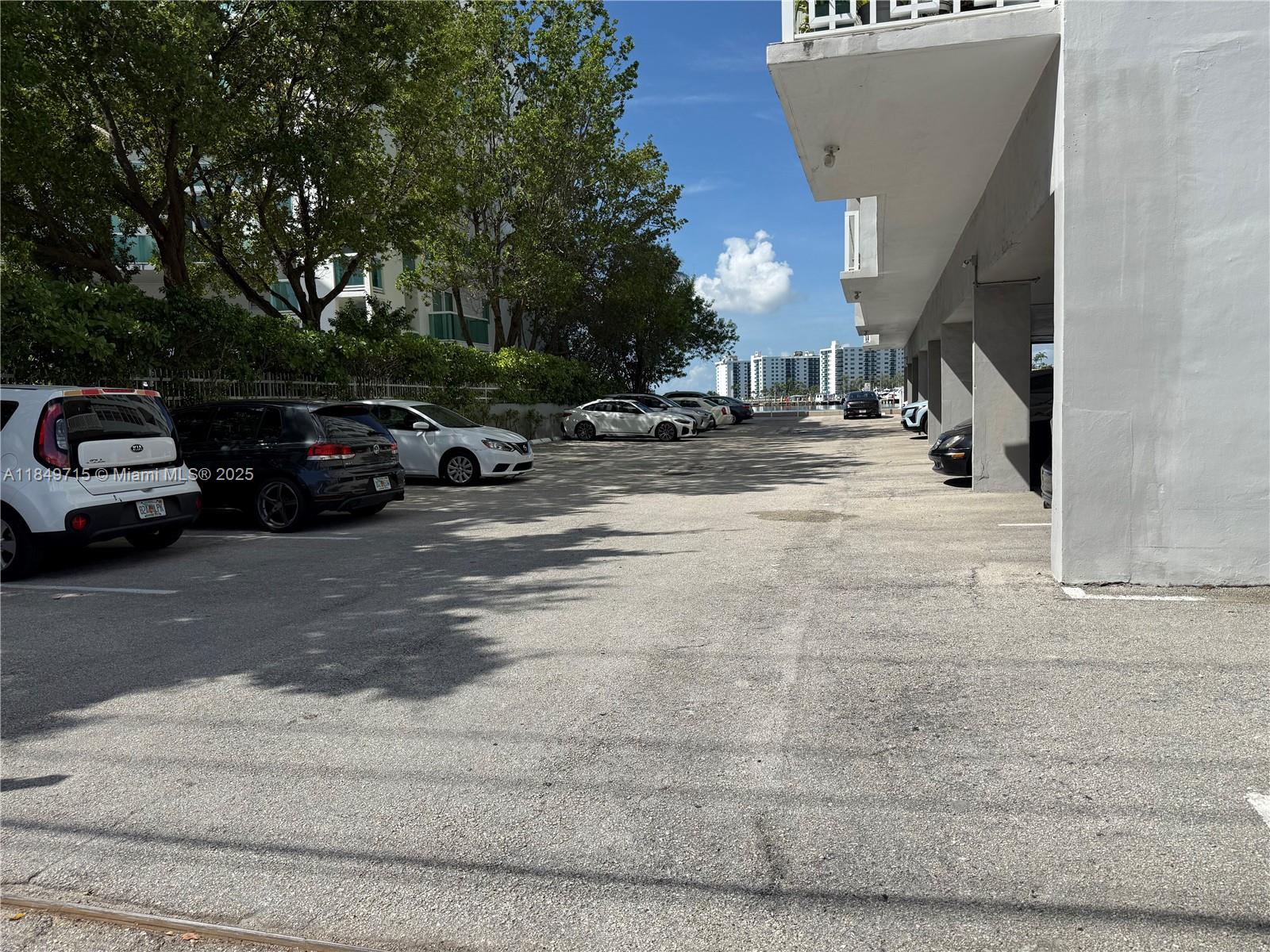 VILLA BAY VISTA CONDO - Residential