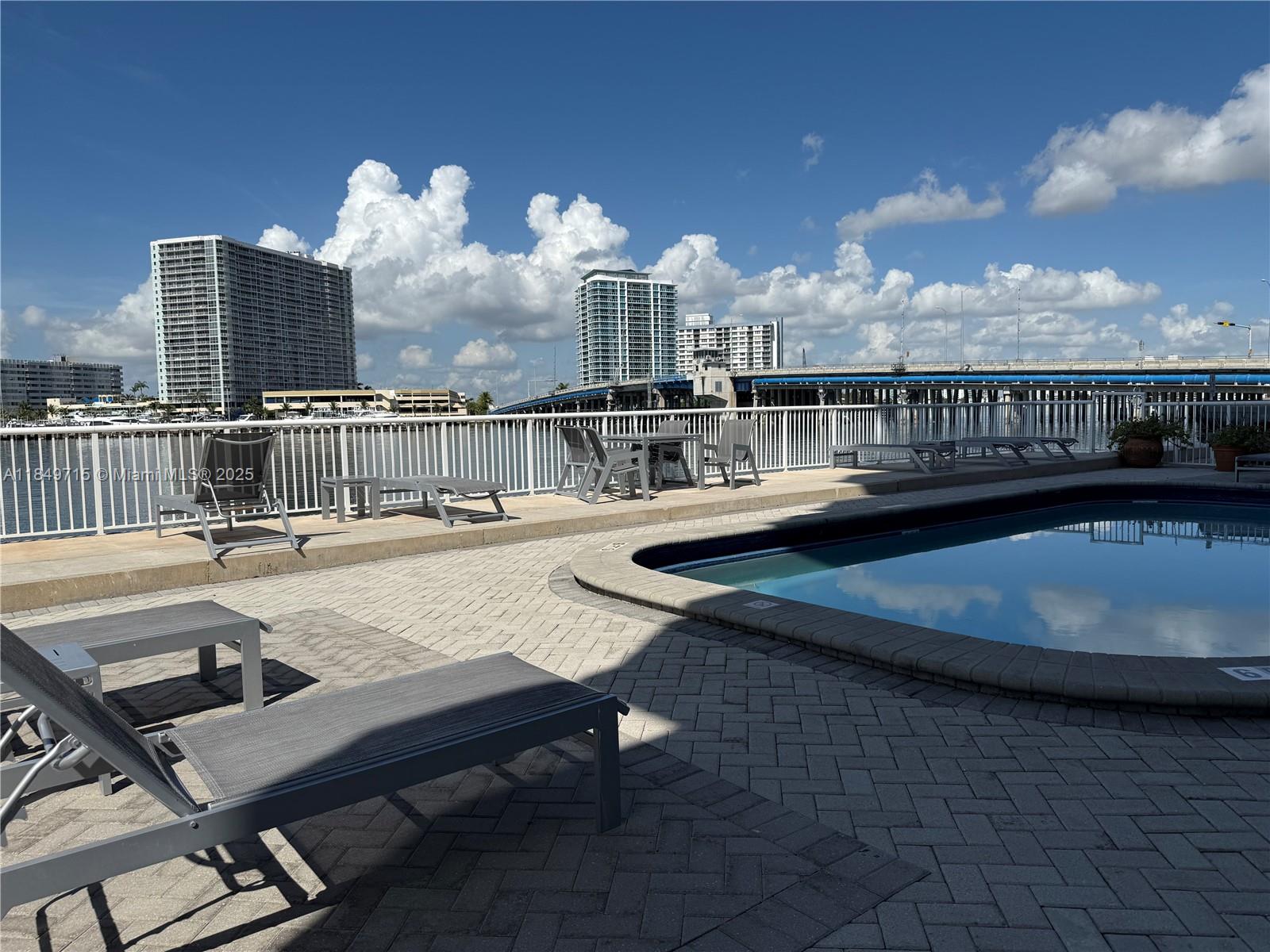 VILLA BAY VISTA CONDO - Residential