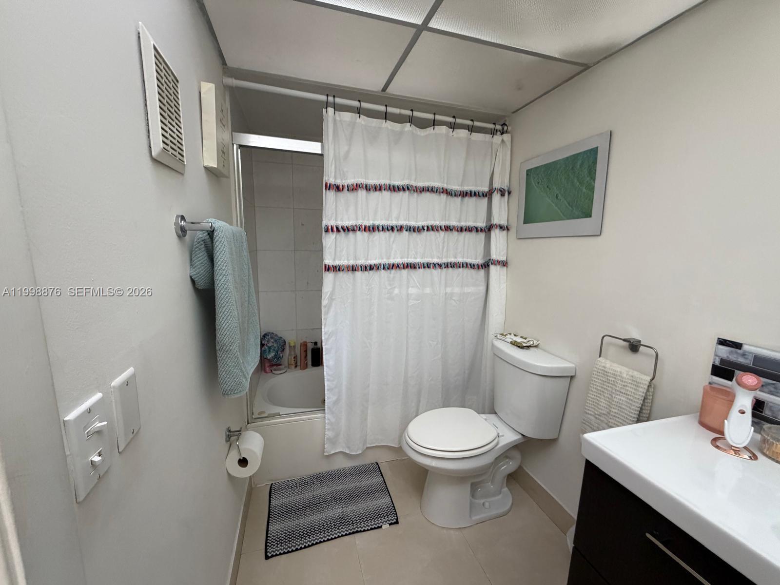 CARMEL LAKES CONDO NO 6 - Residential