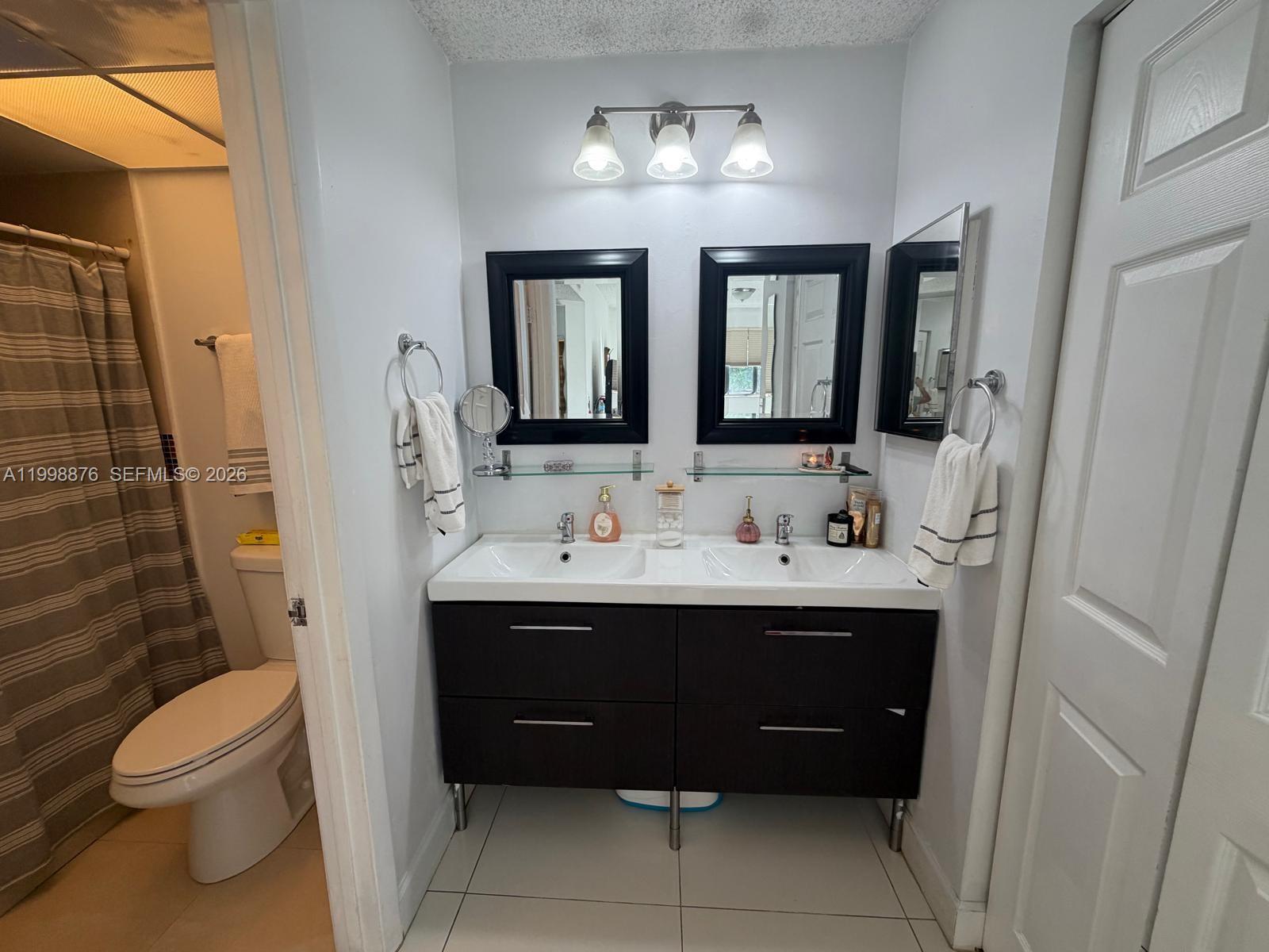 CARMEL LAKES CONDO NO 6 - Residential