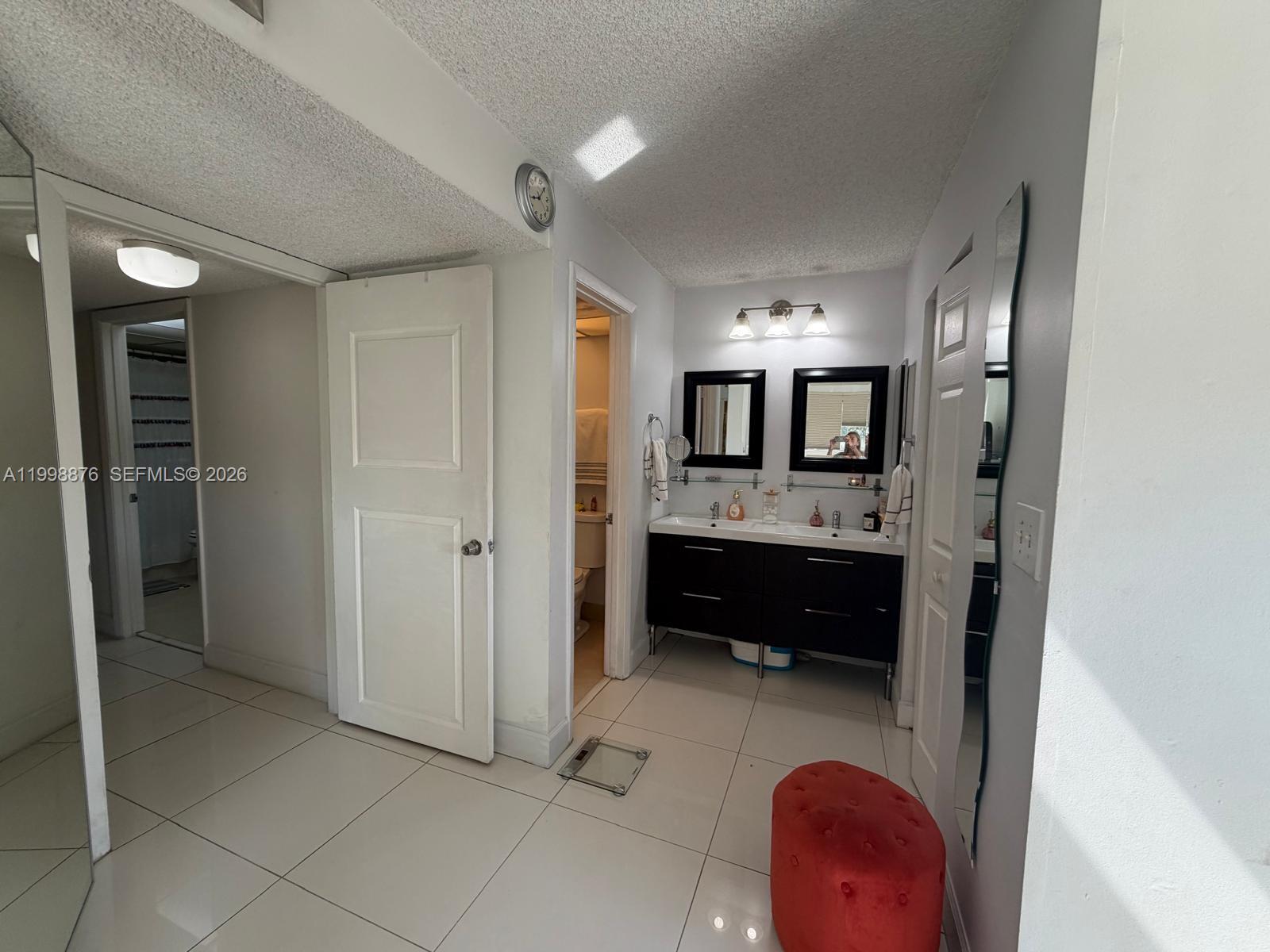 CARMEL LAKES CONDO NO 6 - Residential