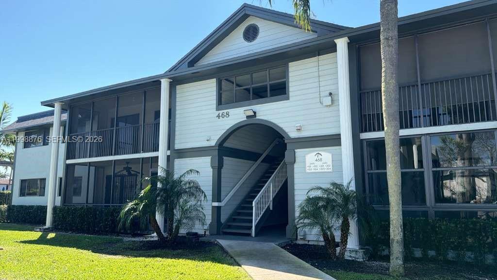 CARMEL LAKES CONDO NO 6 - Residential