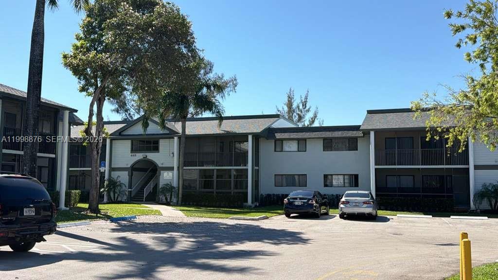 CARMEL LAKES CONDO NO 6 - Residential