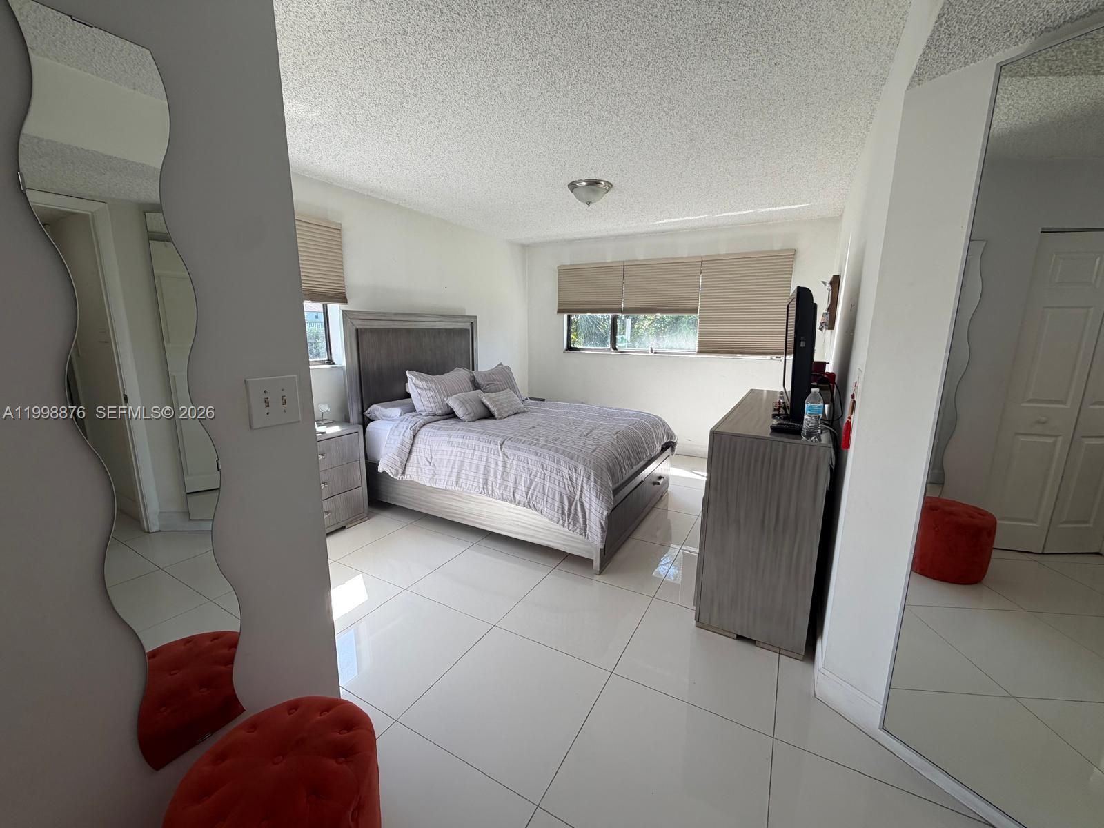CARMEL LAKES CONDO NO 6 - Residential