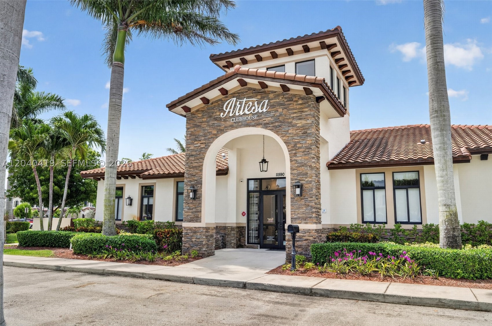 COCO PALM ESTATES - Residential