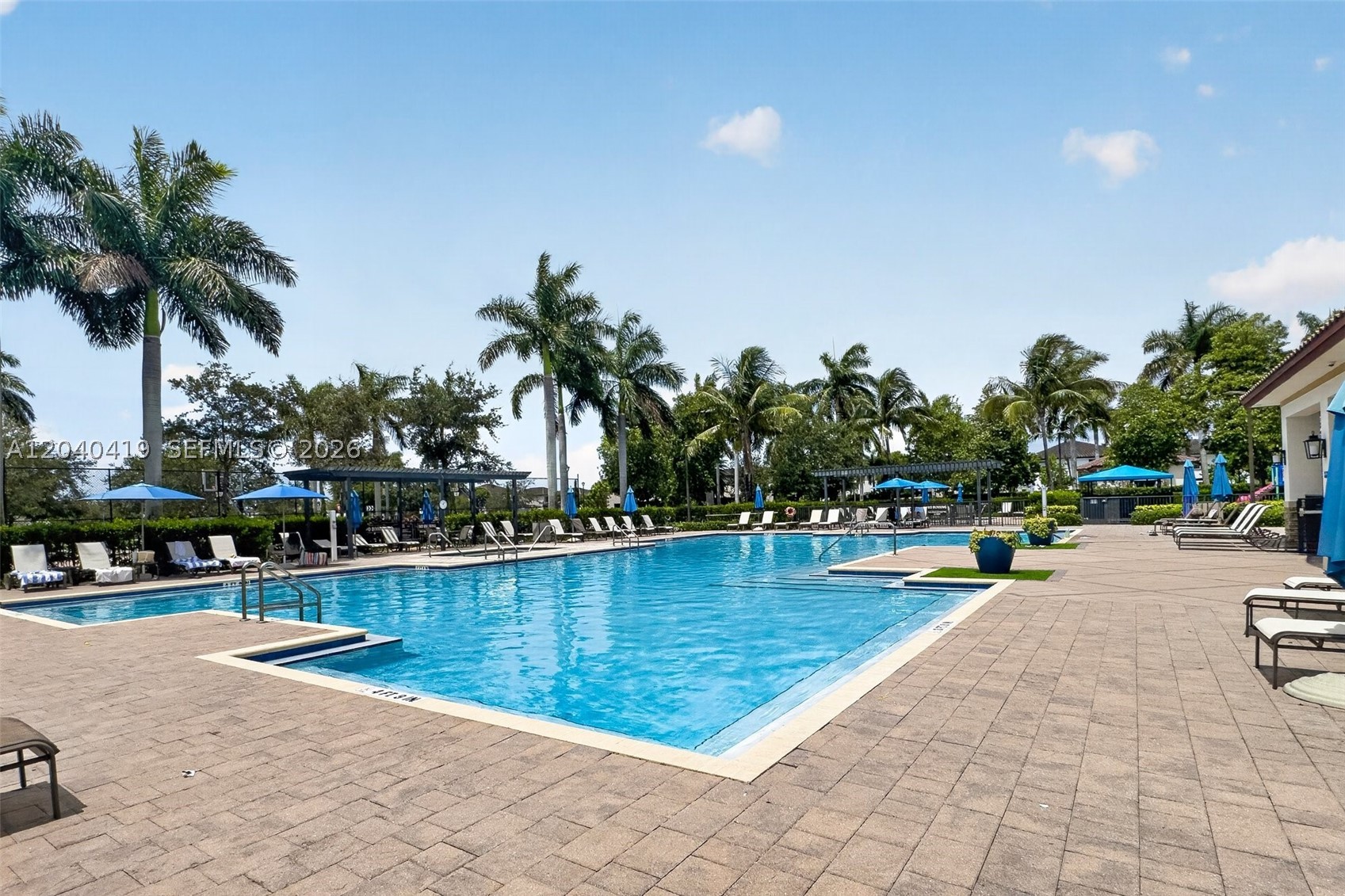 COCO PALM ESTATES - Residential