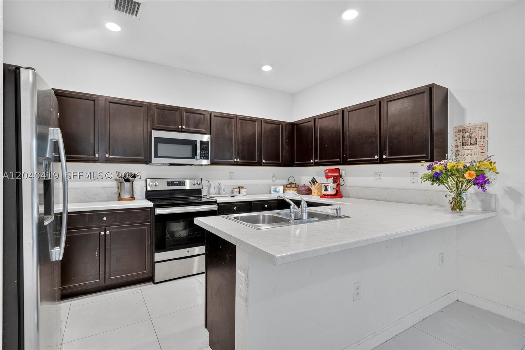 COCO PALM ESTATES - Residential