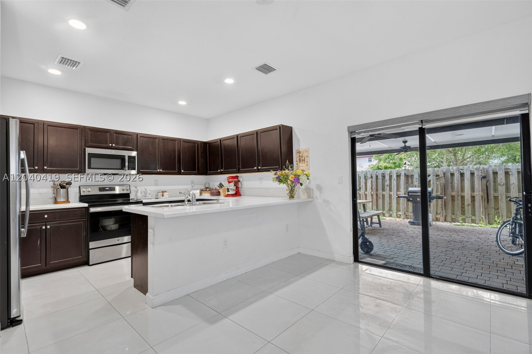 COCO PALM ESTATES - Residential