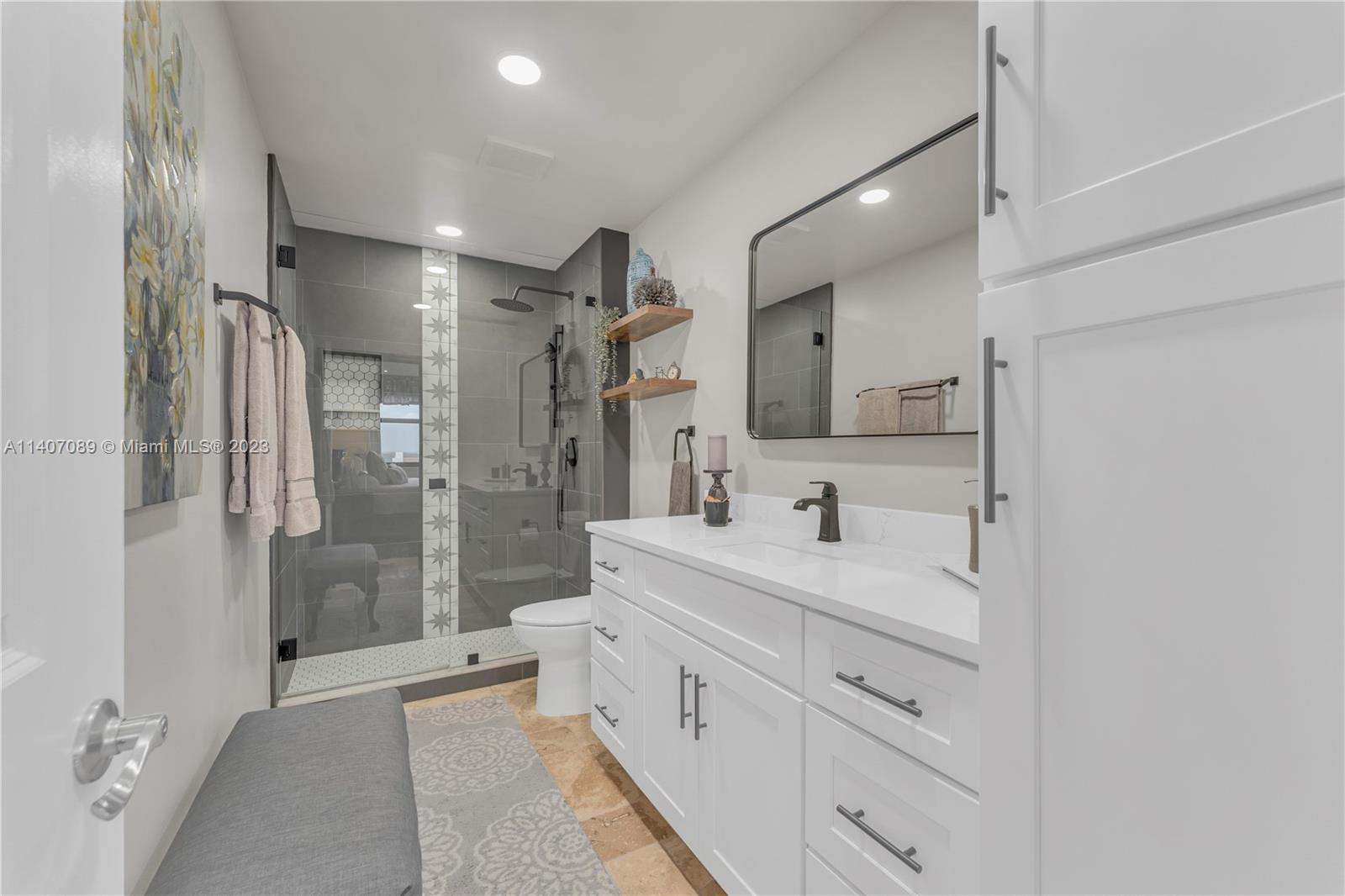 WATERBURY CONDO - Residential