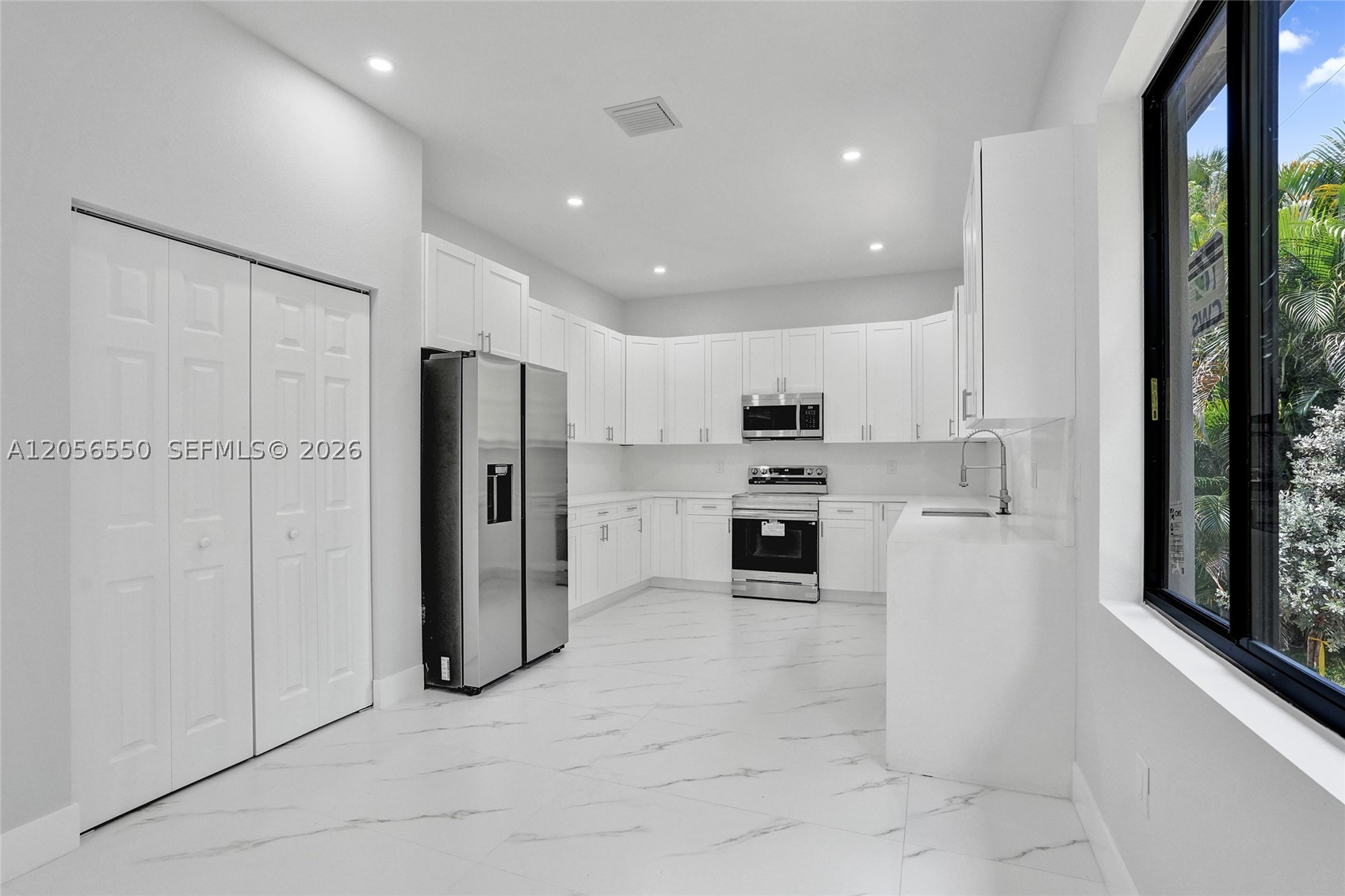 MARSHALL COURT - Residential