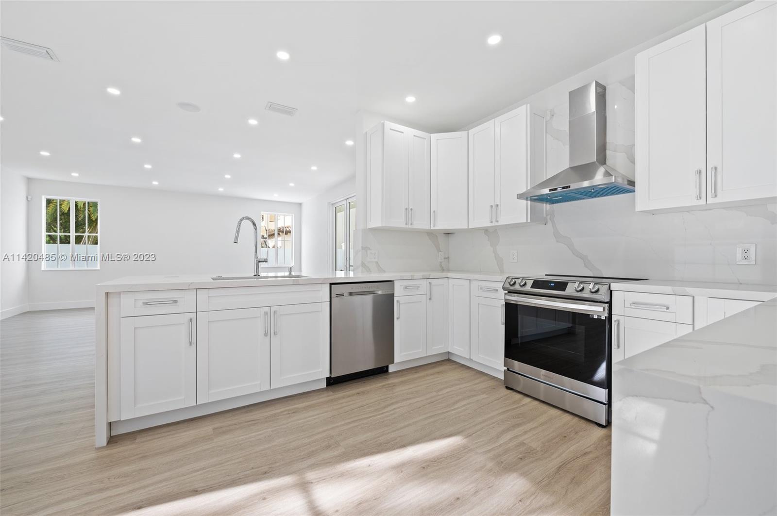 GRAVERAN ESTATES - Residential