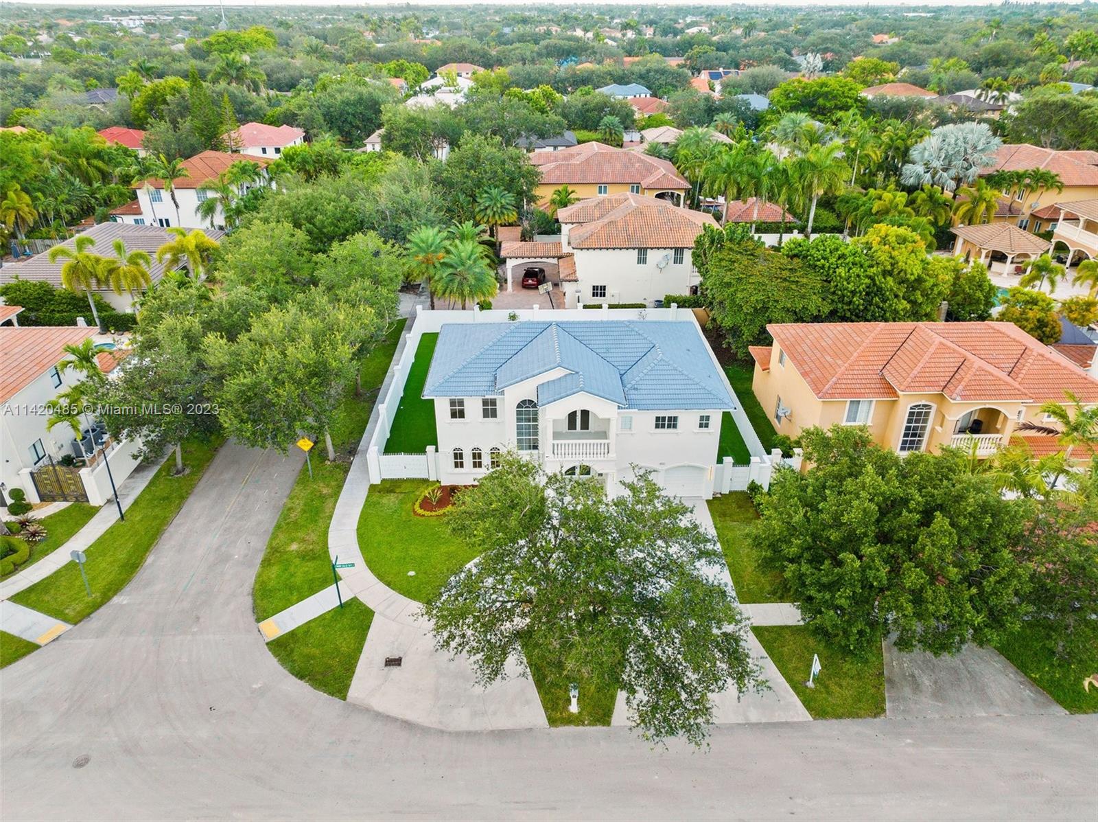 GRAVERAN ESTATES - Residential
