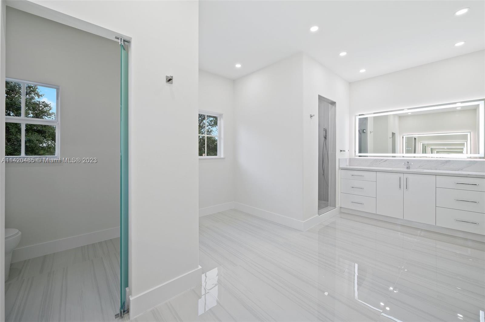 GRAVERAN ESTATES - Residential