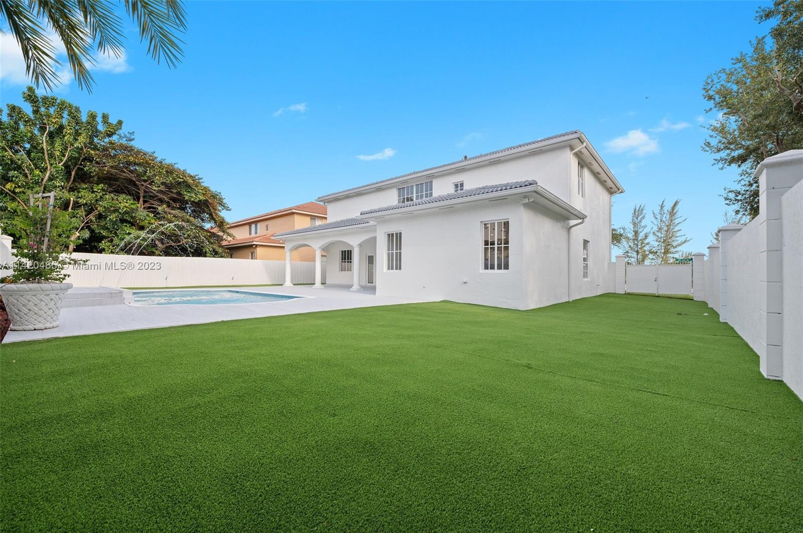 GRAVERAN ESTATES - Residential