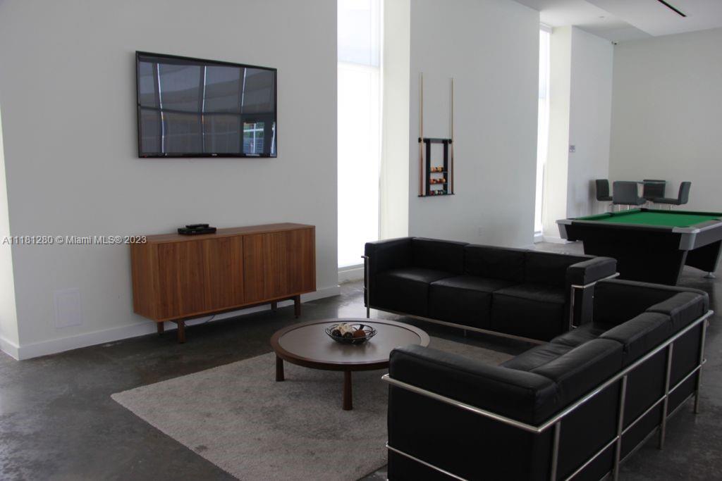 ONE FIFTY ONE @ BISCAYNE C - Residential